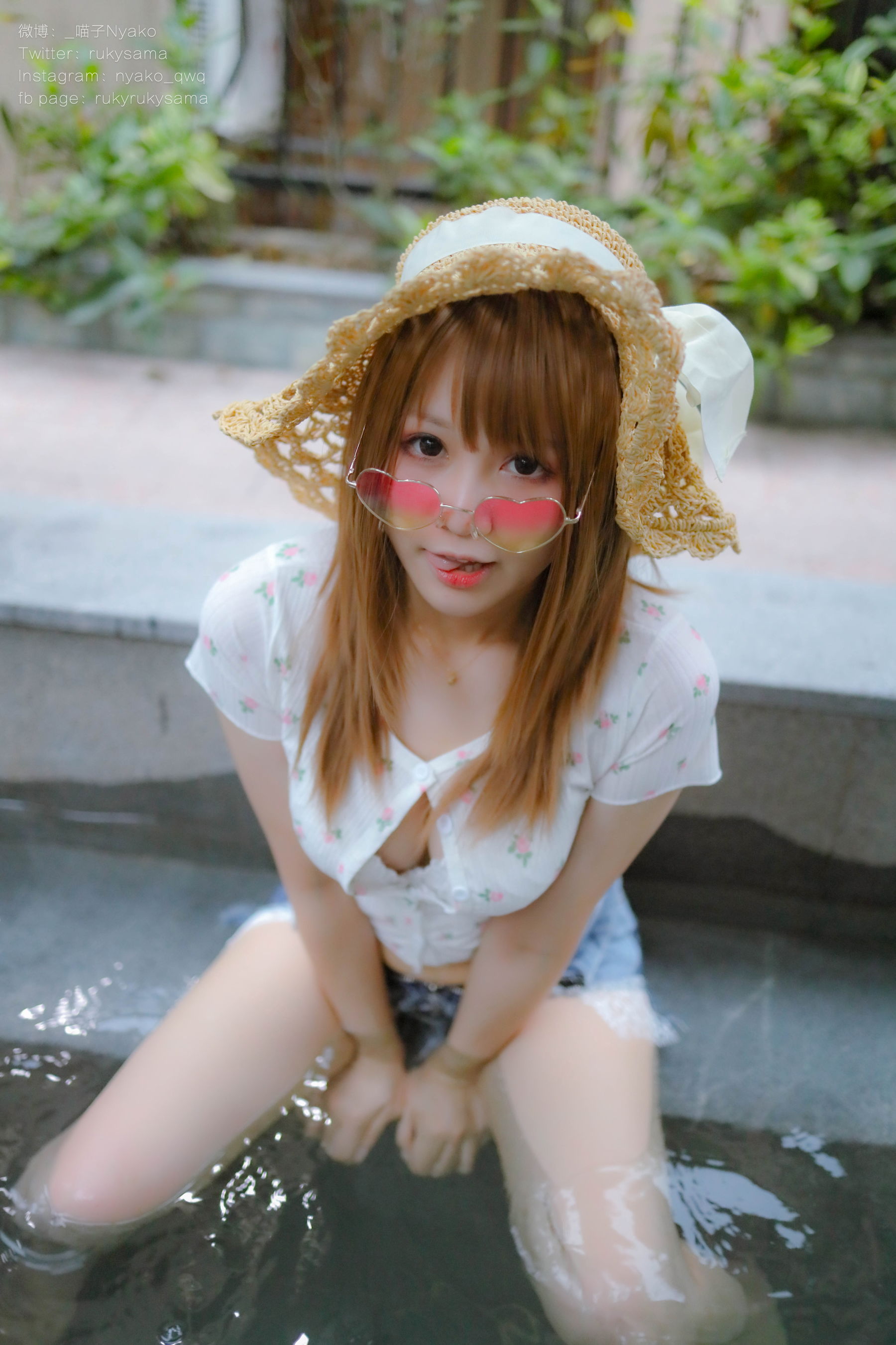 [网红COSER写真] 萌妹子Nyako喵子 - 温泉旅行