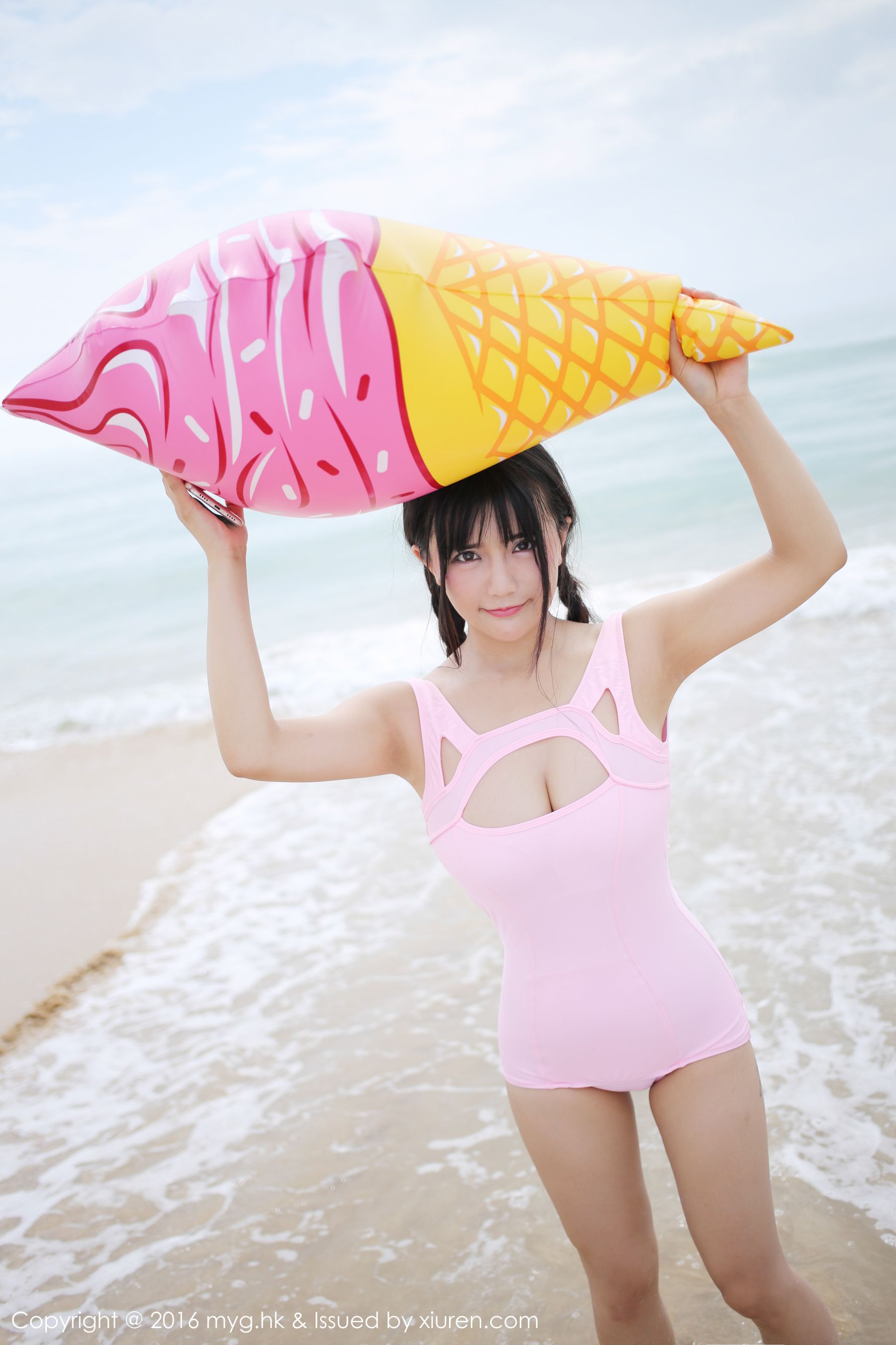崔乖艺《成都巨乳新人妹子》 [美媛馆MyGirl] Vol.230