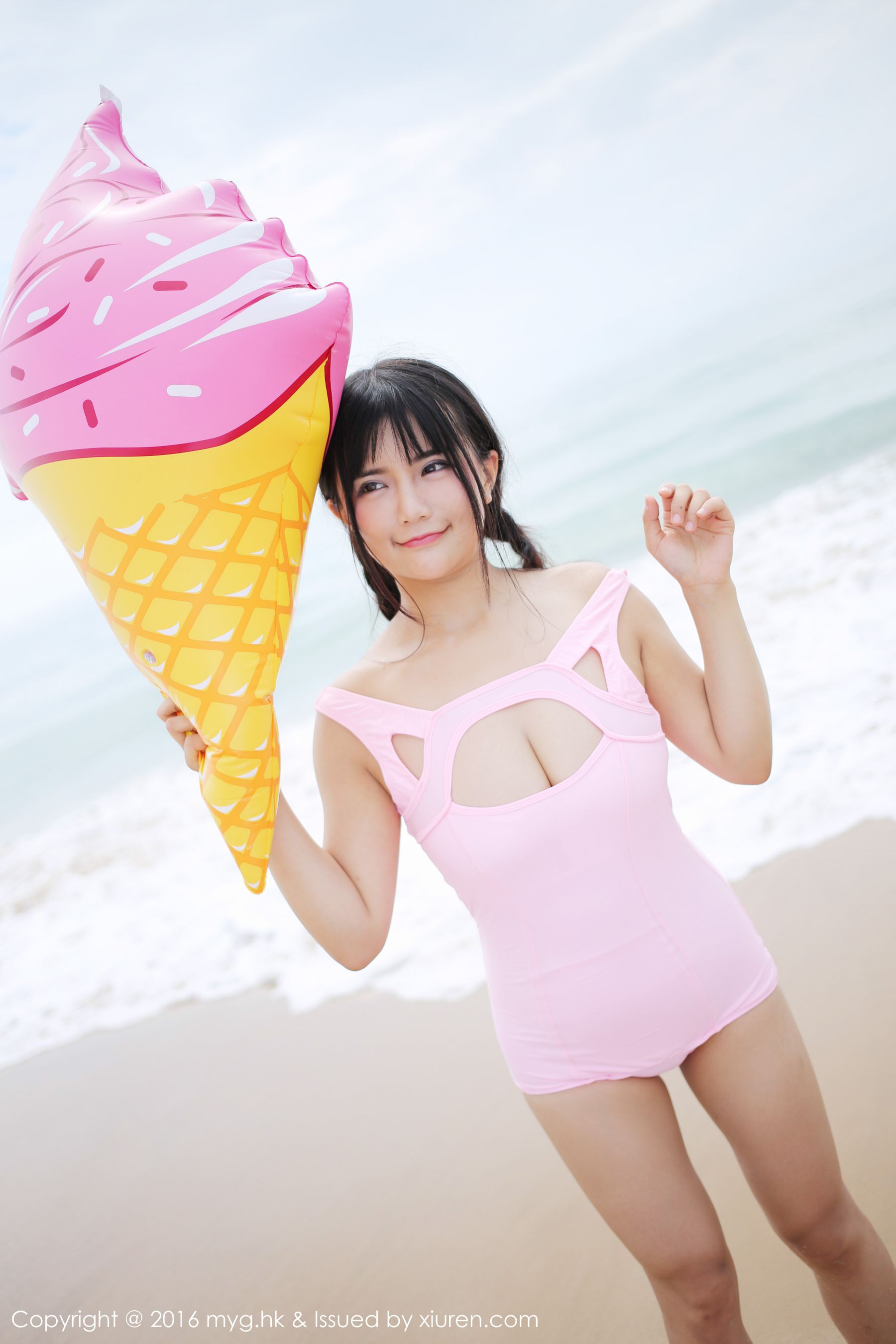 崔乖艺《成都巨乳新人妹子》 [美媛馆MyGirl] Vol.230