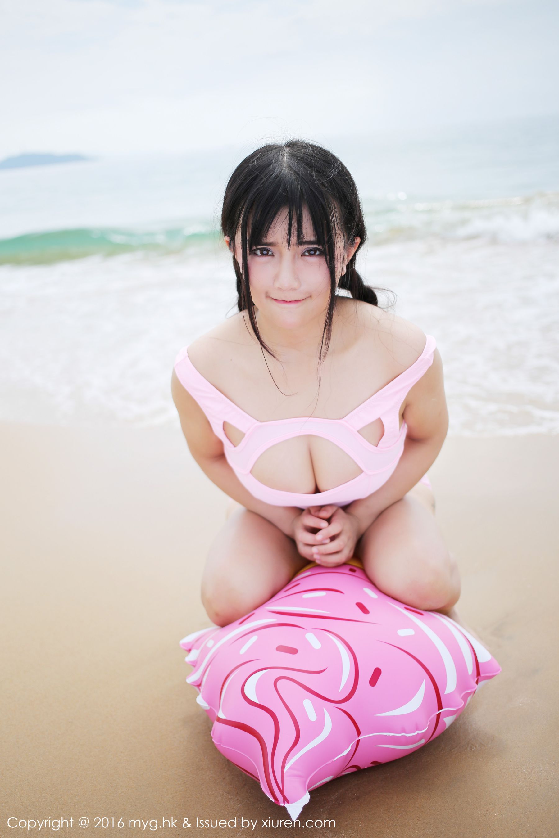 崔乖艺《成都巨乳新人妹子》 [美媛馆MyGirl] Vol.230