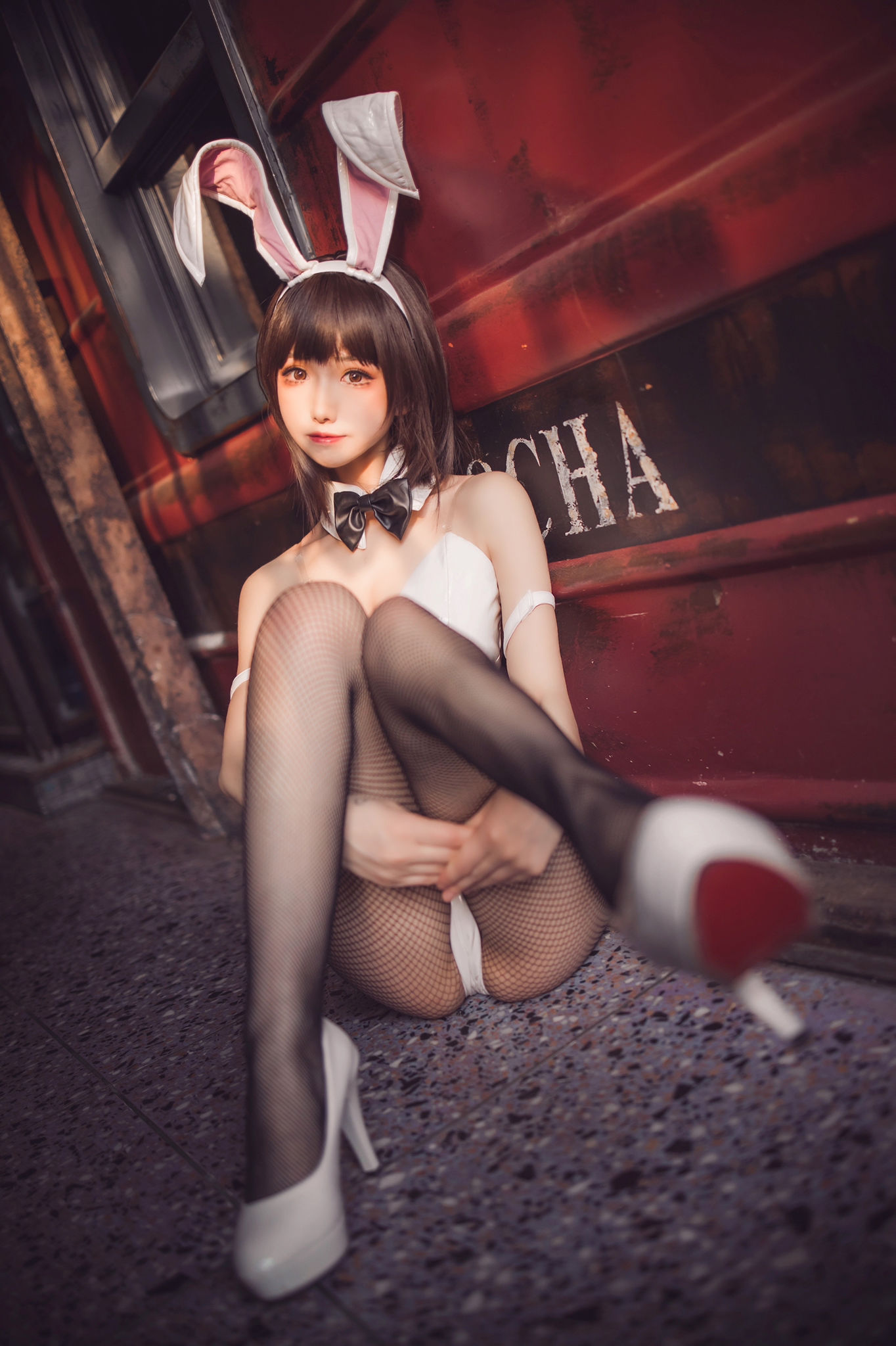 [网红COSER写真] Coser衣衣 - 加藤惠兔女郎