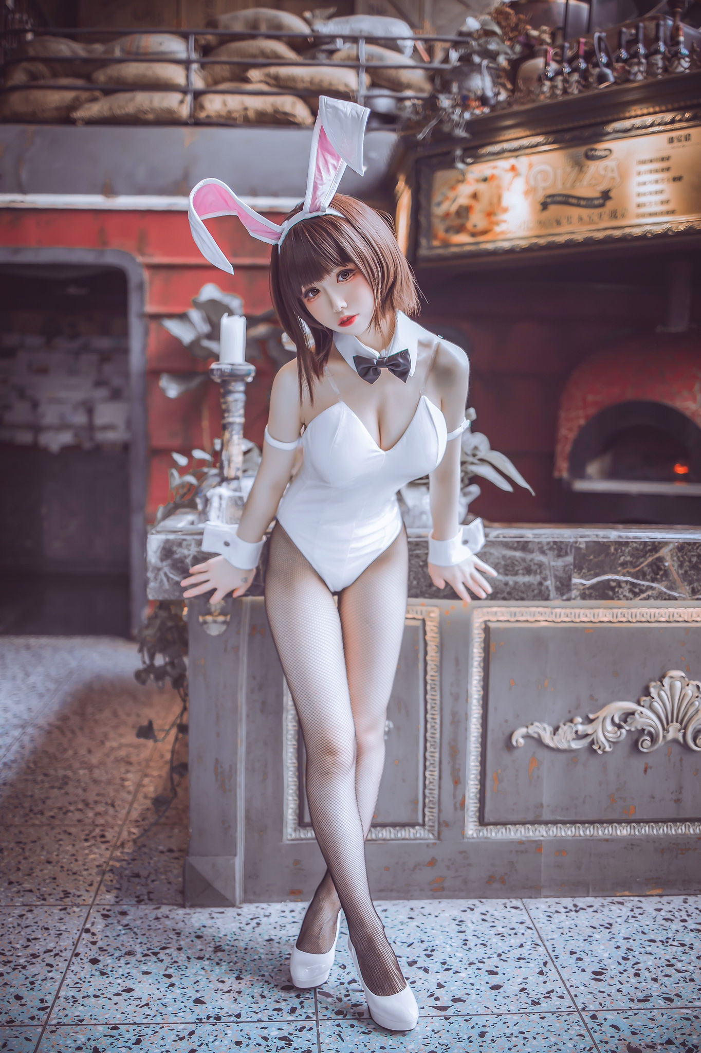 [网红COSER写真] Coser衣衣 - 加藤惠兔女郎