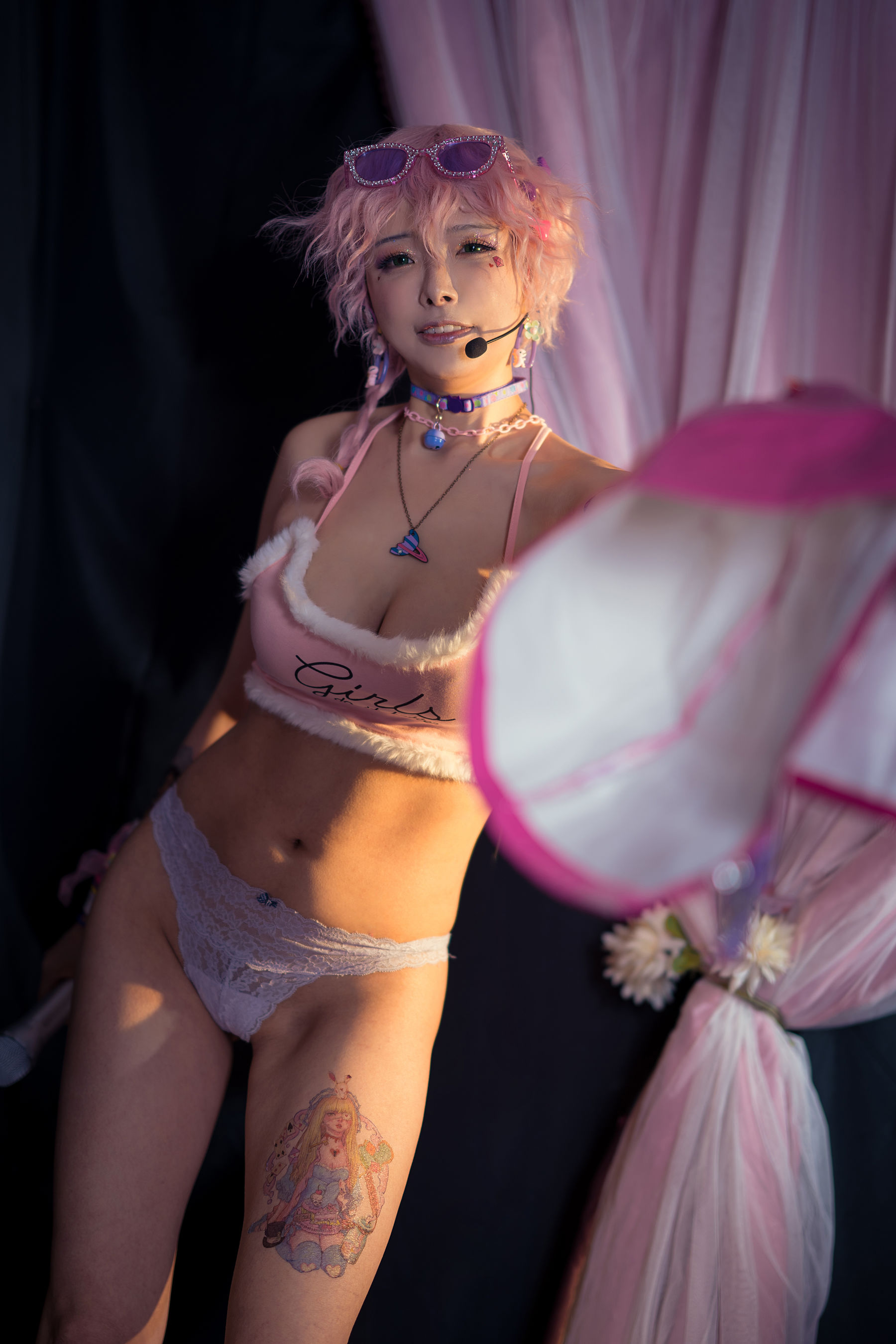 [网红COSER写真] 秋和柯基(夏小秋秋秋) - 小偶像