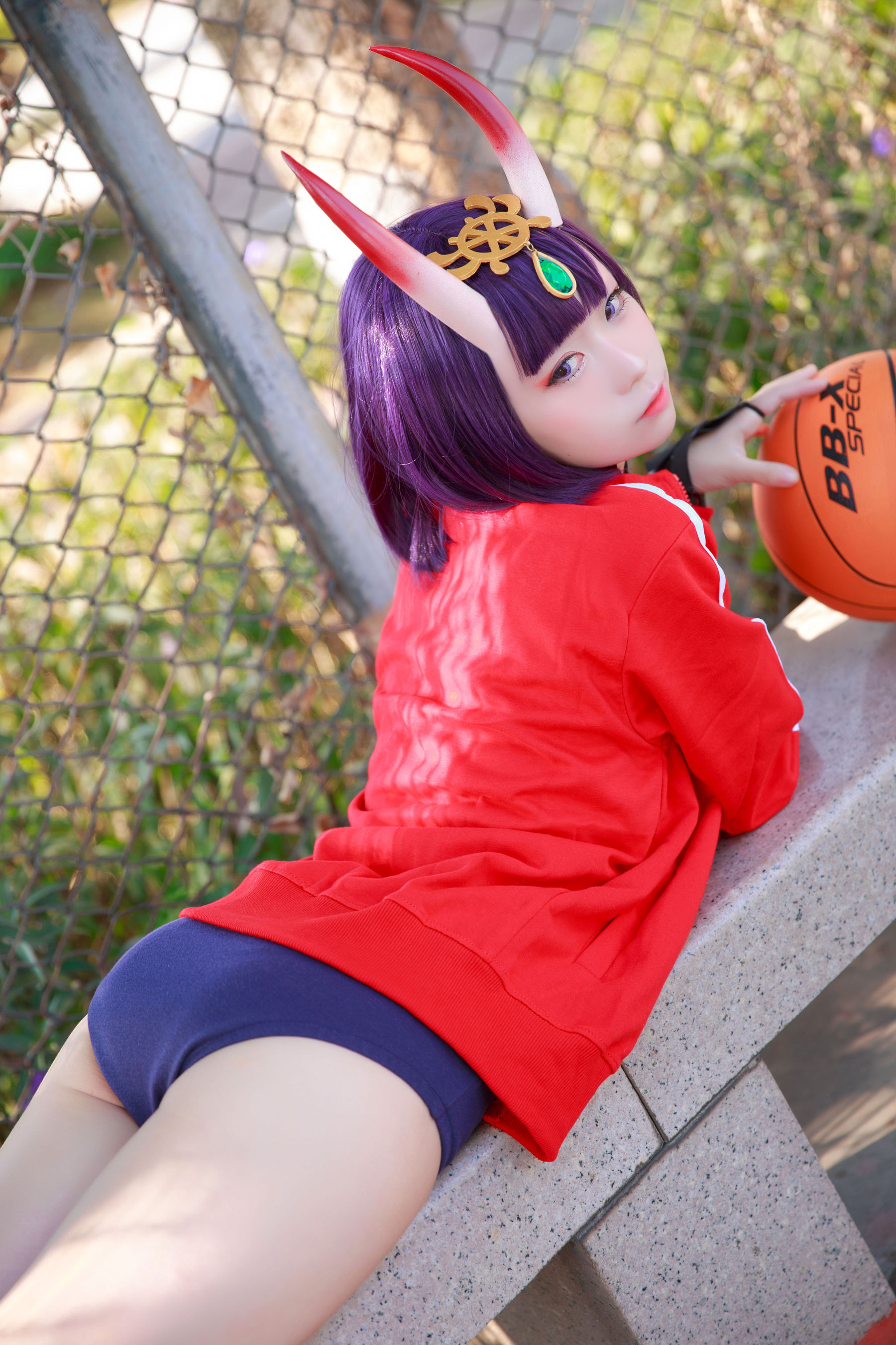 [网红COSER写真] 动漫博主G44不会受伤 - 酒吞体操服