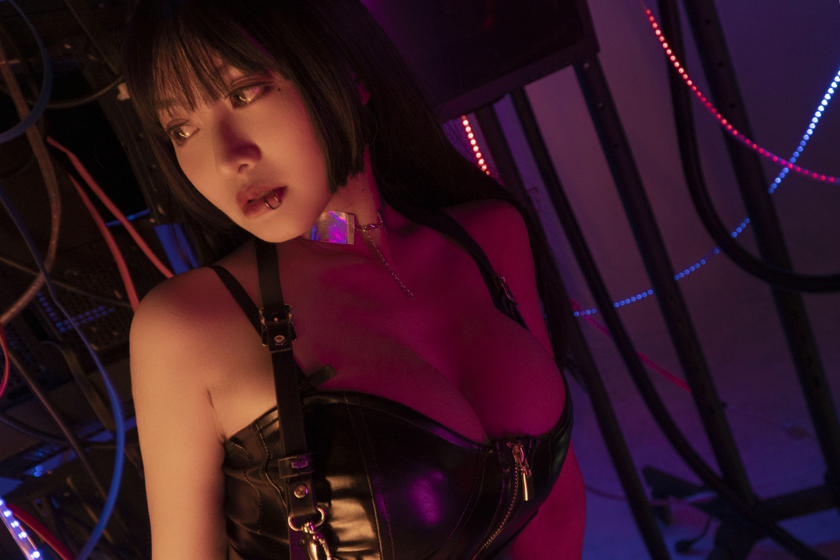 [网红COSER写真] 动漫博主脱尾巴Mizuki - 赛博朋克