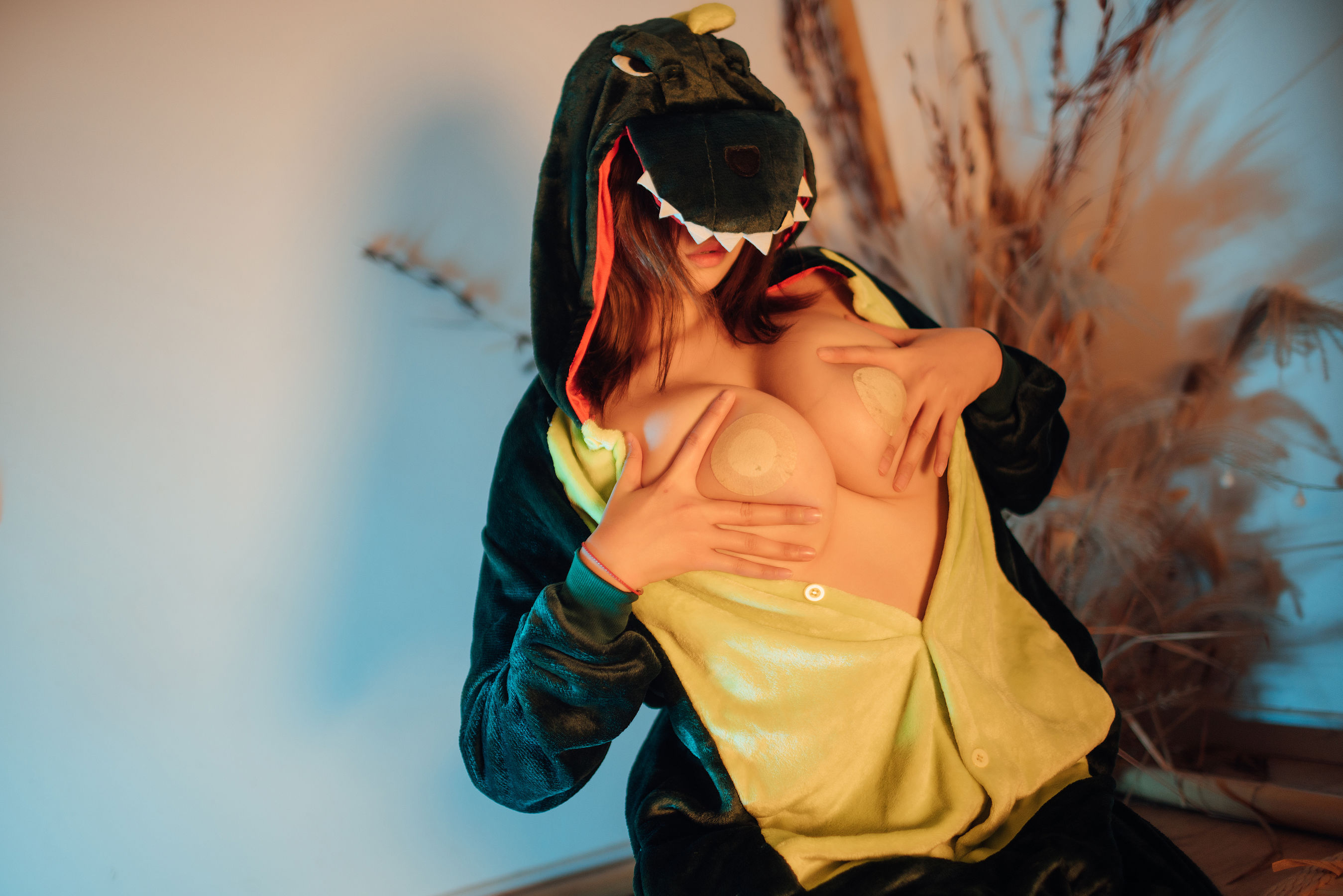 [网红COSER写真] 萌妹奈汐酱nice - 哥斯拉