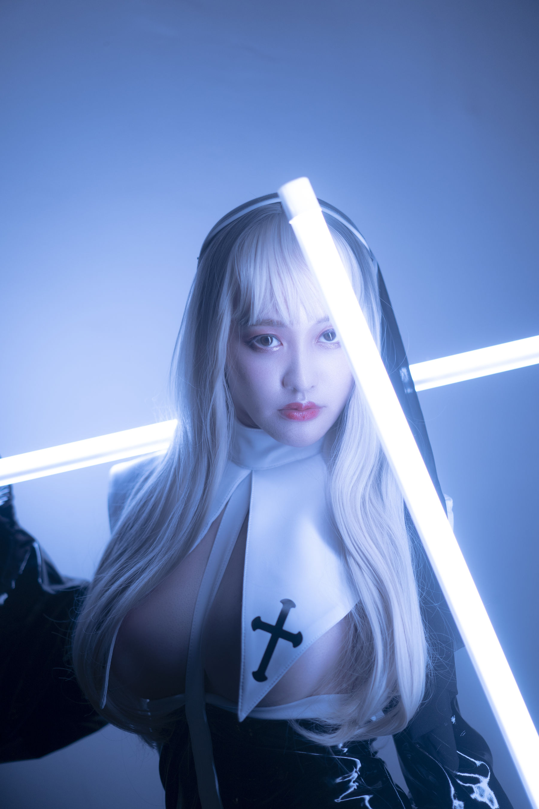 [网红COSER写真] 动漫博主脱尾巴Mizuki - 修女
