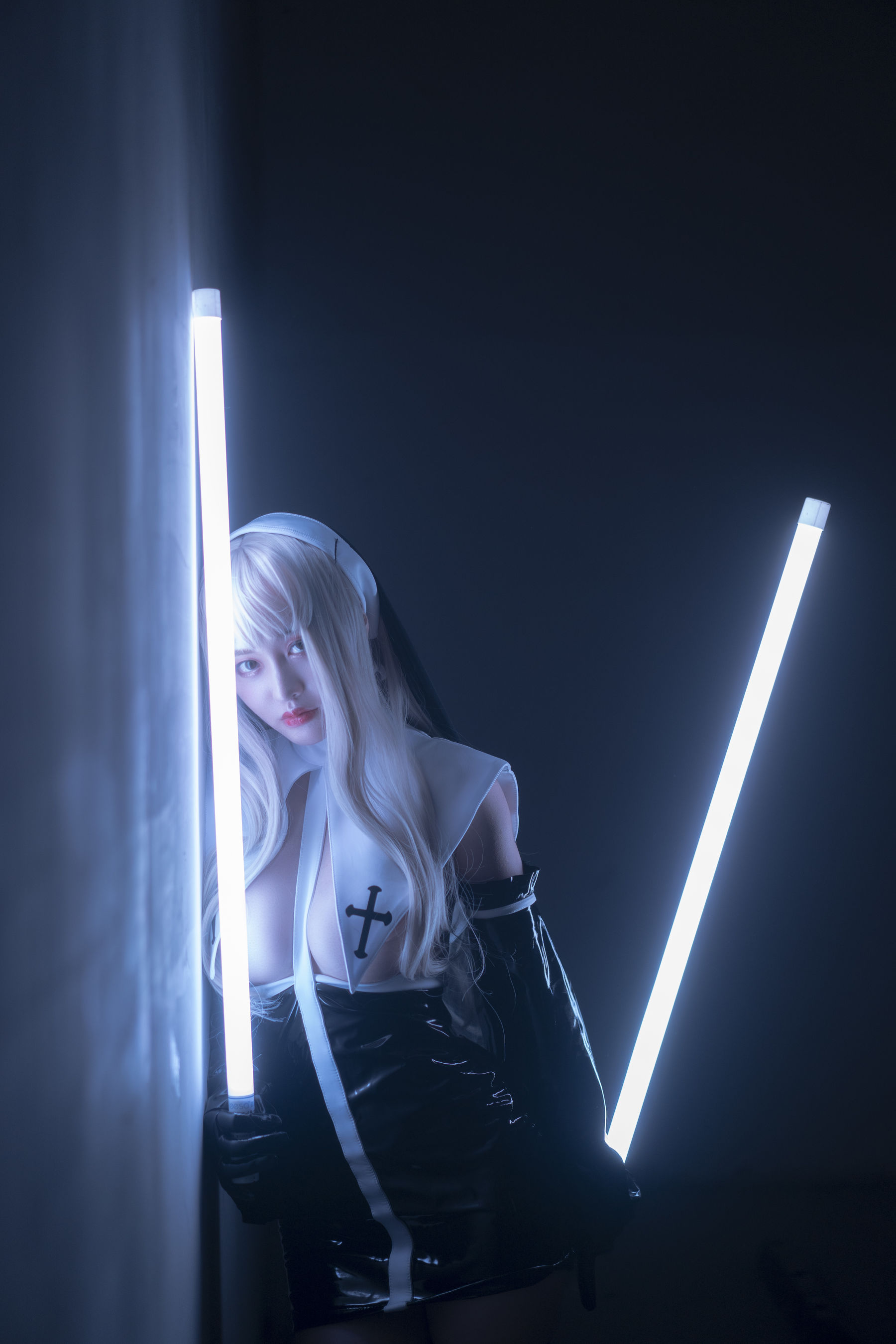 [网红COSER写真] 动漫博主脱尾巴Mizuki - 修女