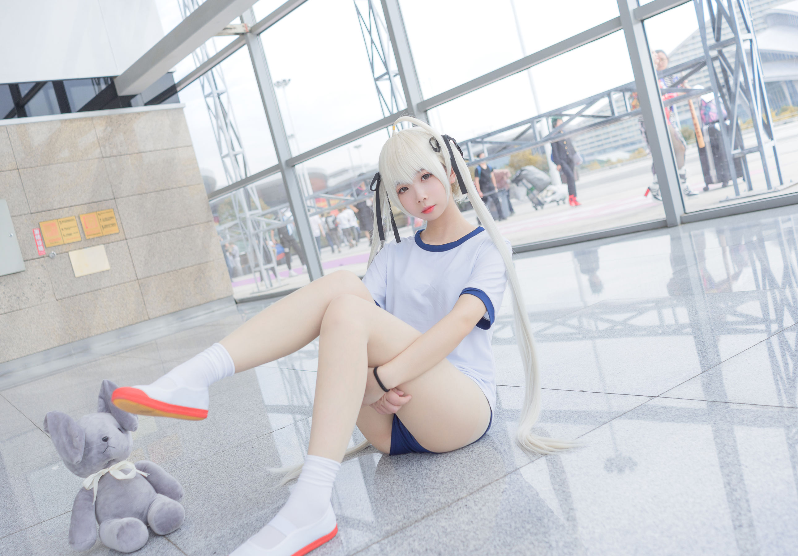 [网红COSER写真] Cos小姐姐雪琪 - 漫展上的小姐姐