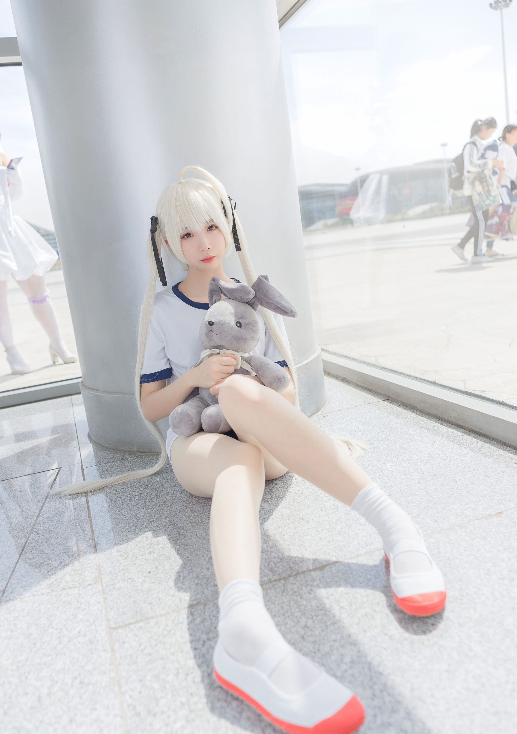 [网红COSER写真] Cos小姐姐雪琪 - 漫展上的小姐姐