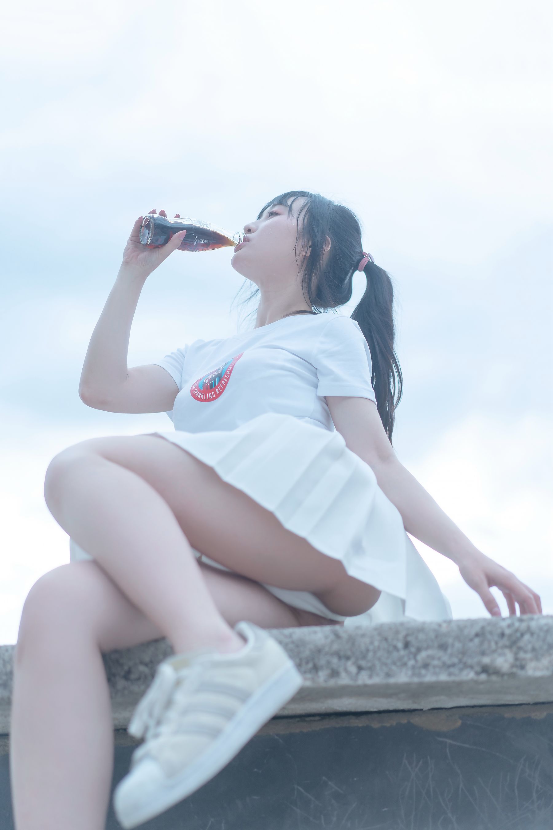 [网红COSER写真] 动漫博主脱尾巴Mizuki - 可乐JK