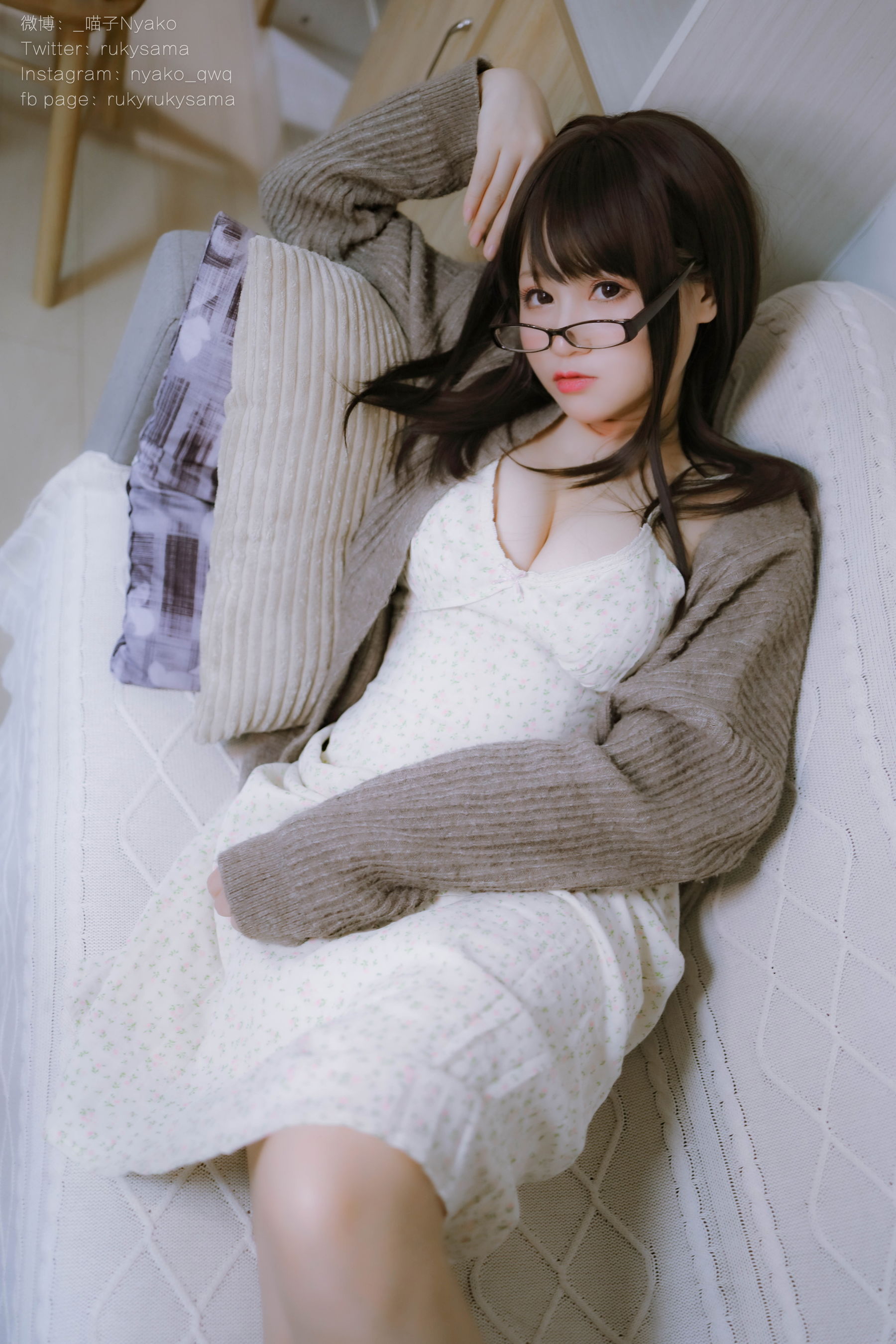 [网红COSER写真] 萌妹子Nyako喵子 - 妄想彼女との同棲生活 之 便服系列