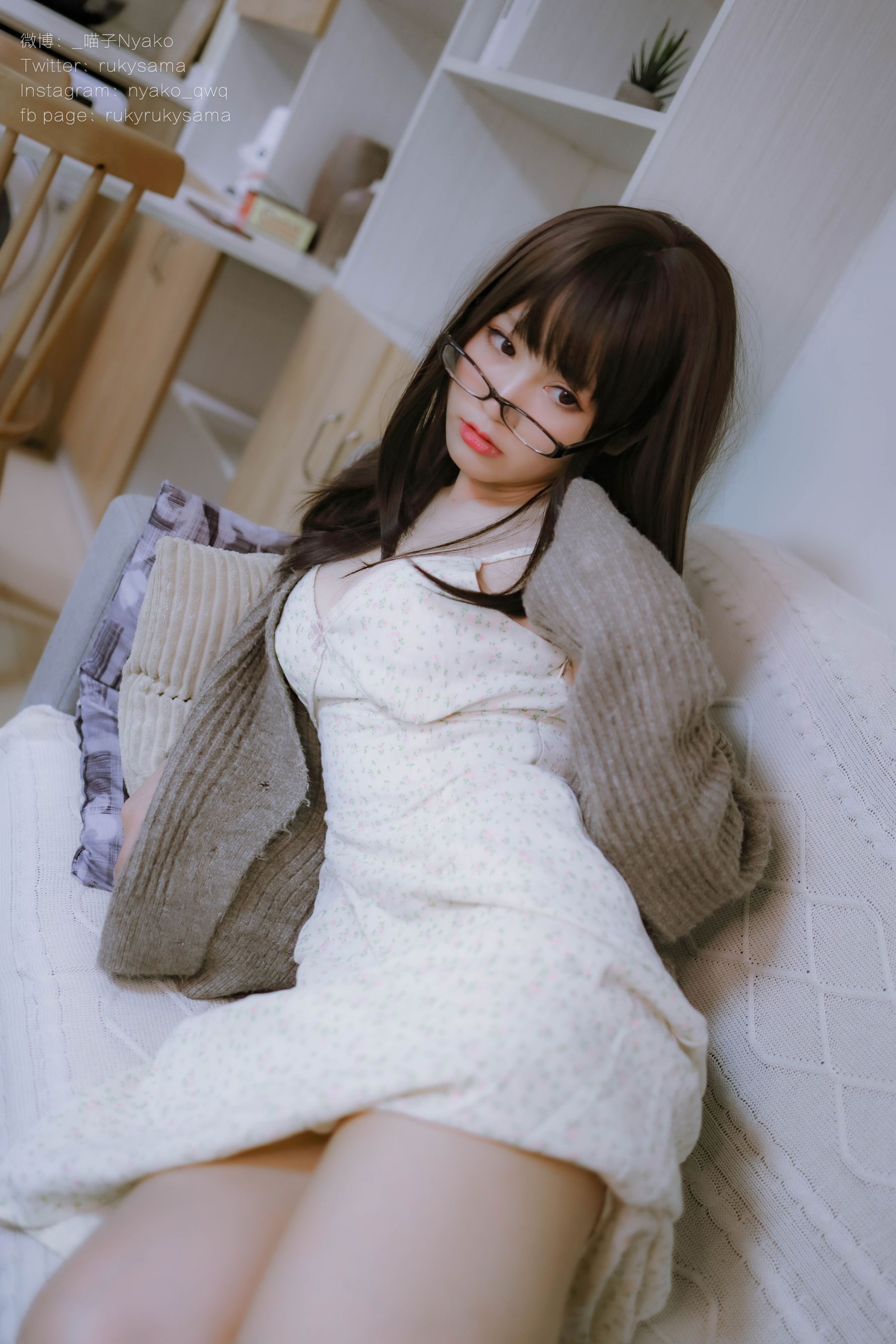 [网红COSER写真] 萌妹子Nyako喵子 - 妄想彼女との同棲生活 之 便服系列