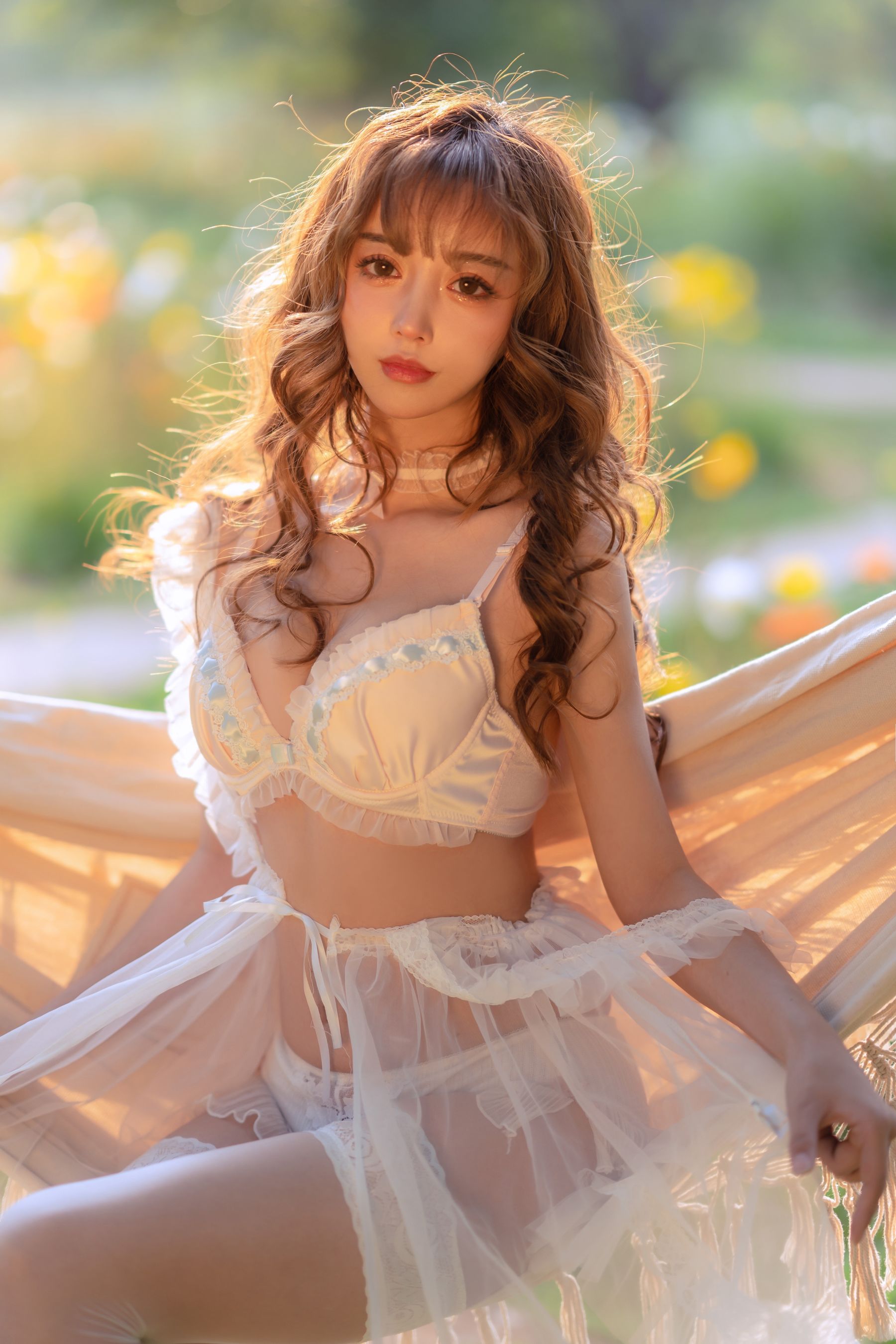 [网红COSER写真] 斗鱼米线线sama写真 - 夏日限定 吊床