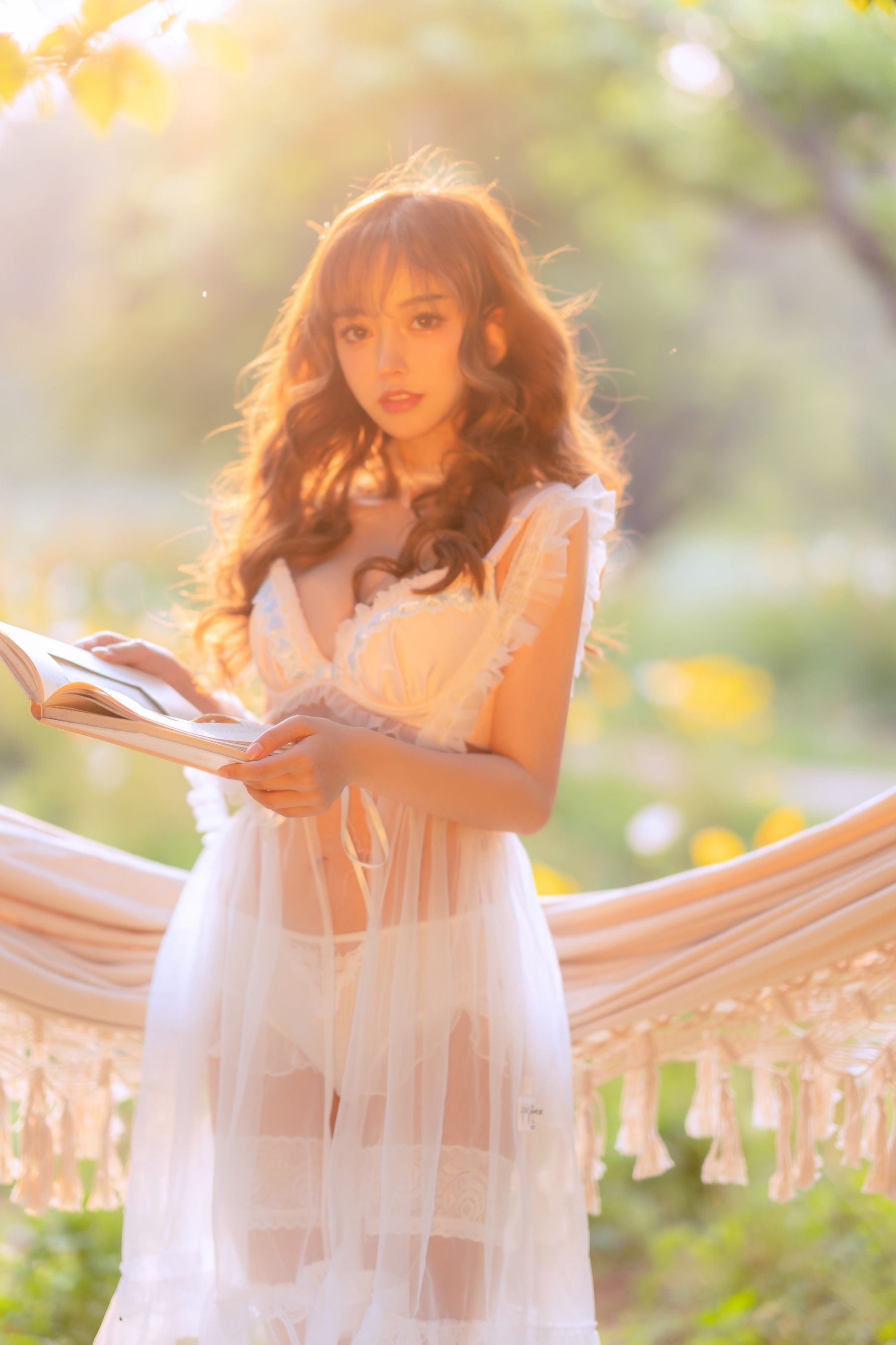 [网红COSER写真] 斗鱼米线线sama写真 - 夏日限定 吊床