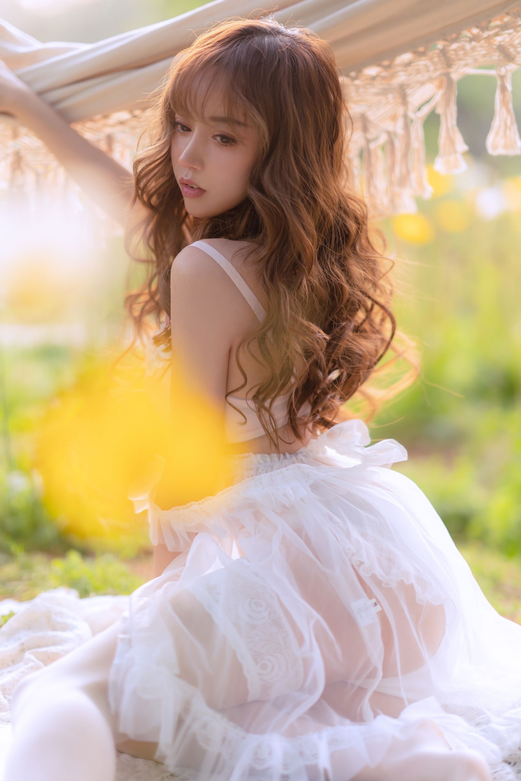 [网红COSER写真] 斗鱼米线线sama写真 - 夏日限定 吊床