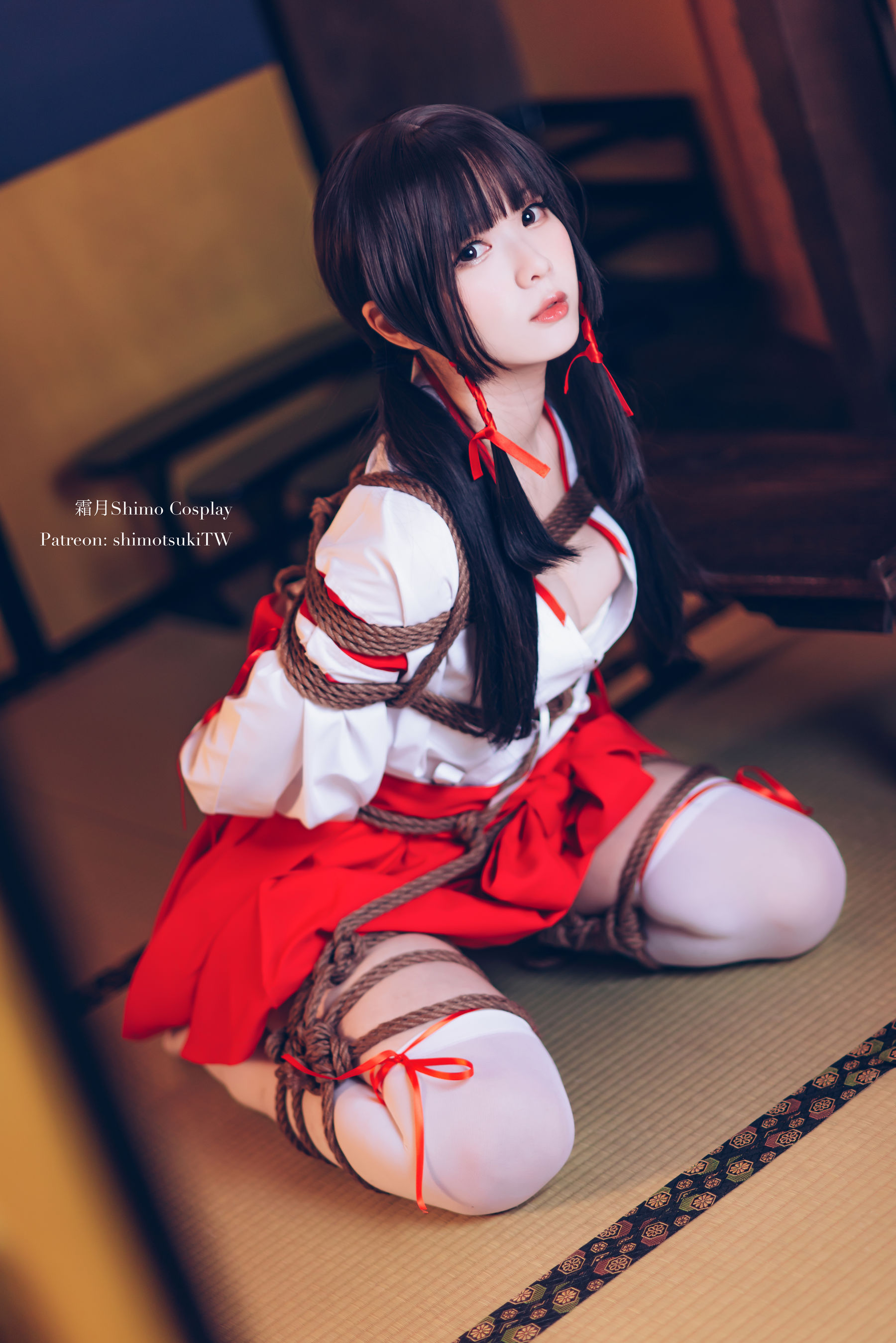[网红COSER写真] 微博妹纸霜月shimo - 巫女捆绑