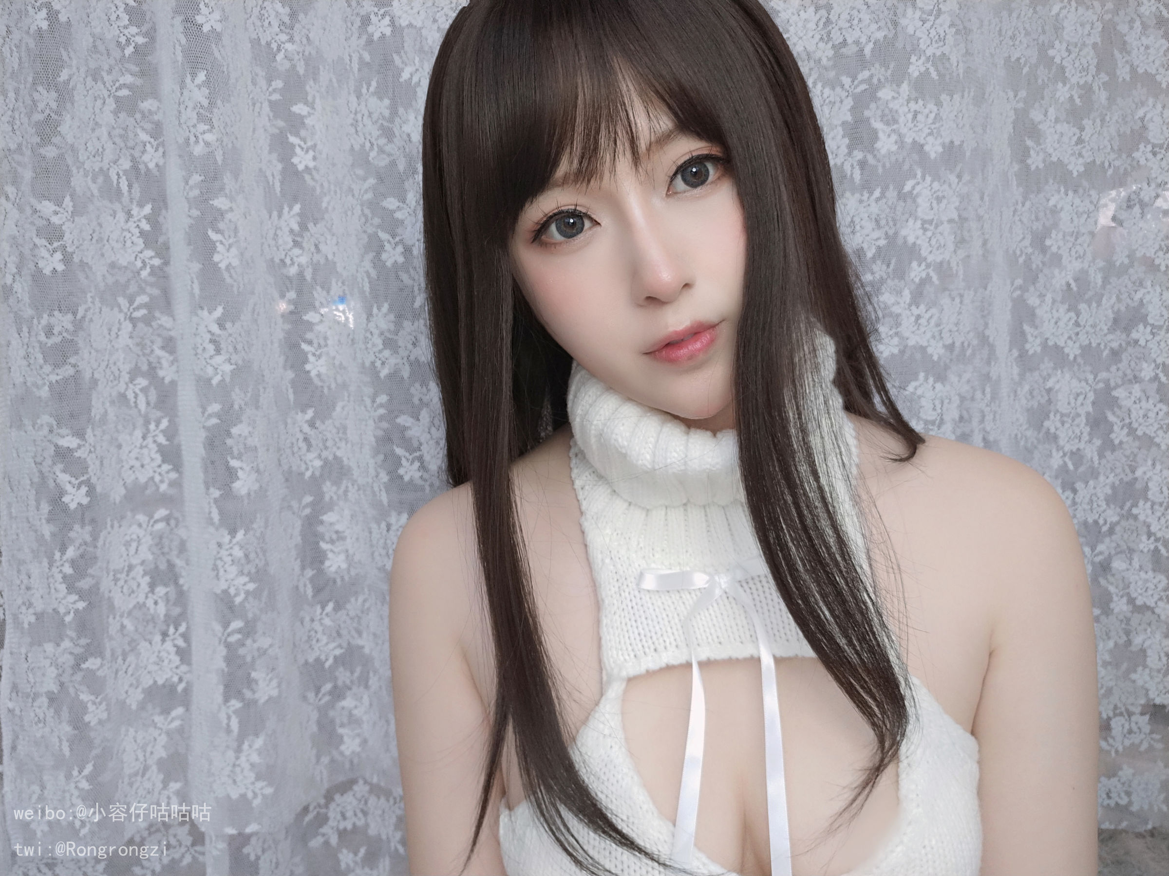[网红COSER写真] 小容仔咕咕咕 - 纯白毛衣