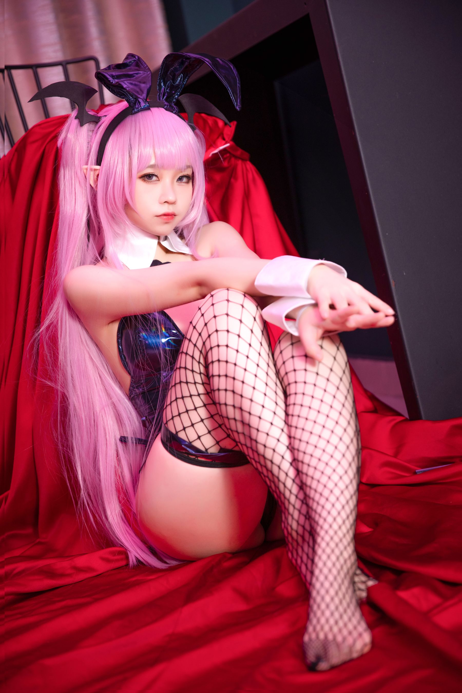 [网红COSER写真] 动漫博主G44不会受伤 - 露露姆兔女郎