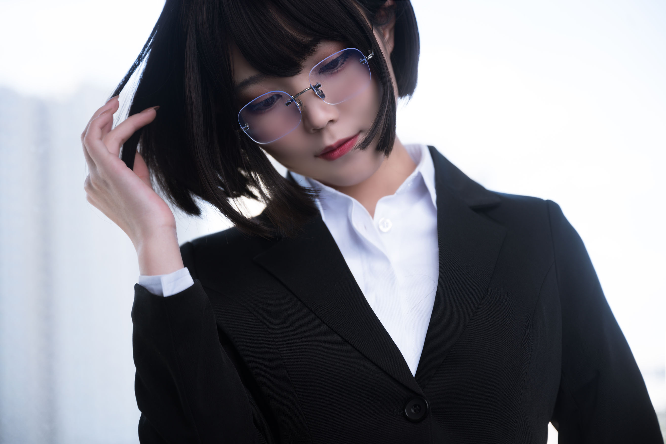 [网红COSER写真] Cosplay汪知子 - 黑丝OL