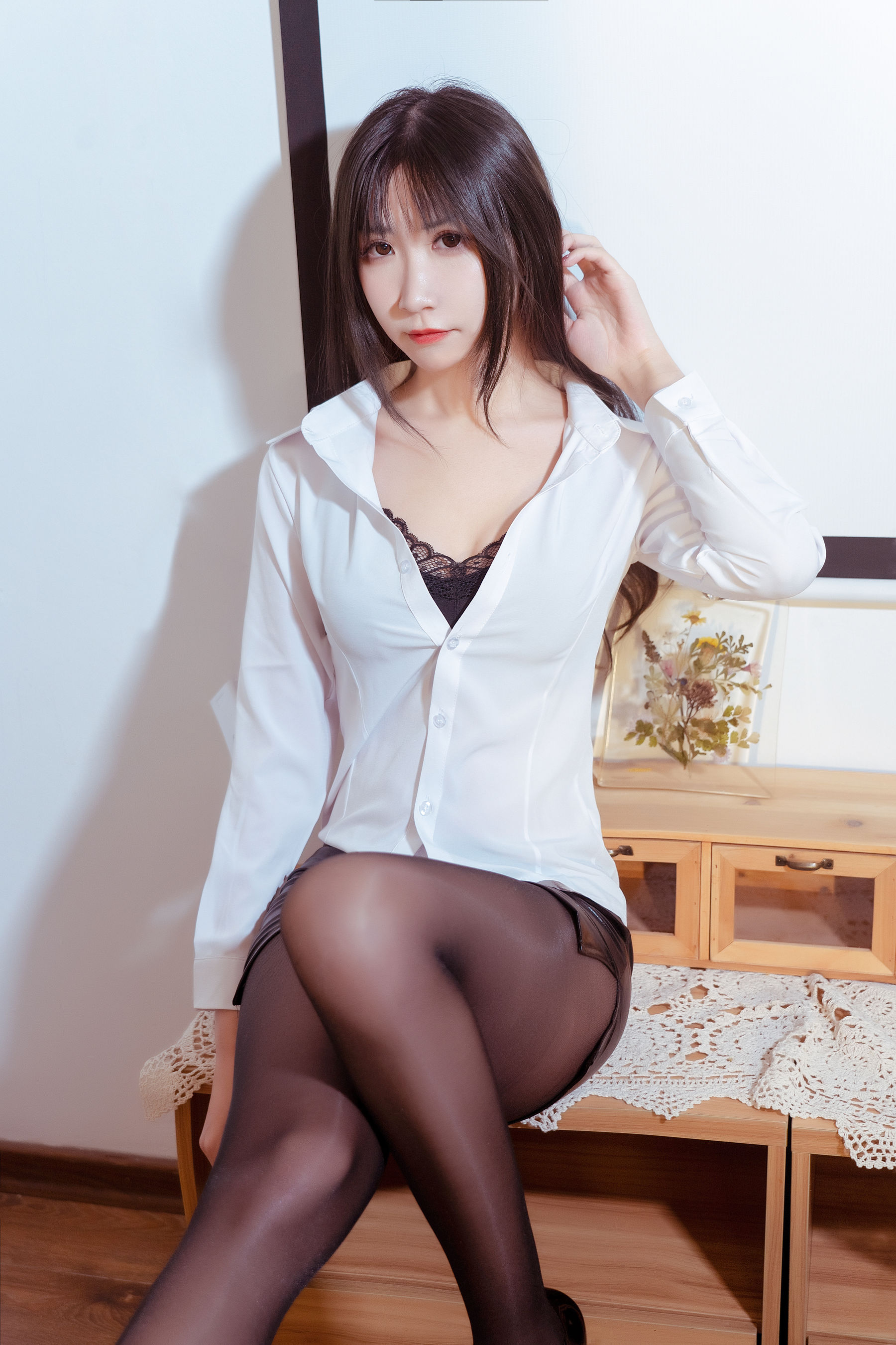 [网红COSER写真] 动漫博主阮邑_Fairy - 大象 OL
