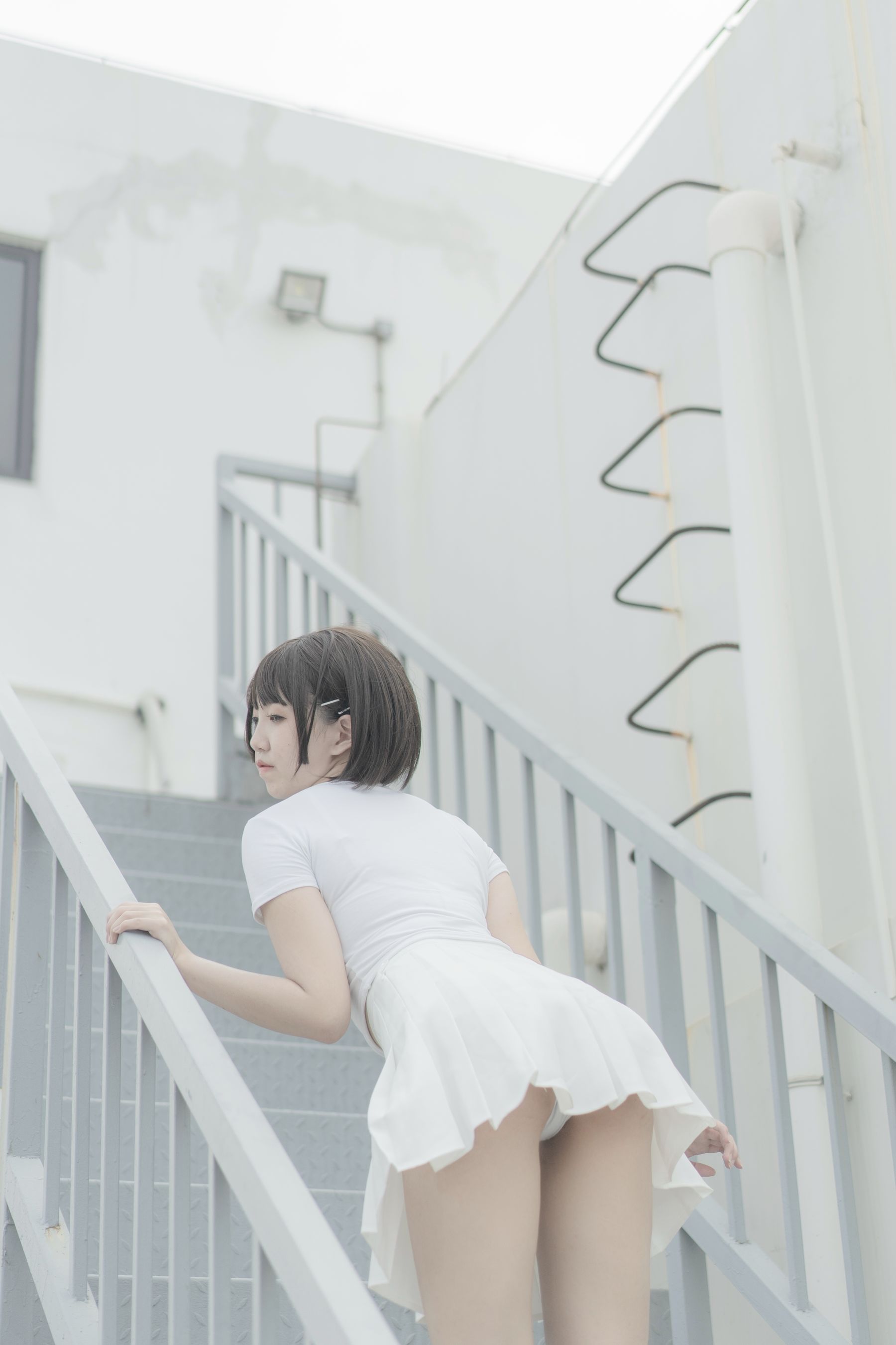 [网红COSER写真] 鬼马少女阿薰kaOri - 天台