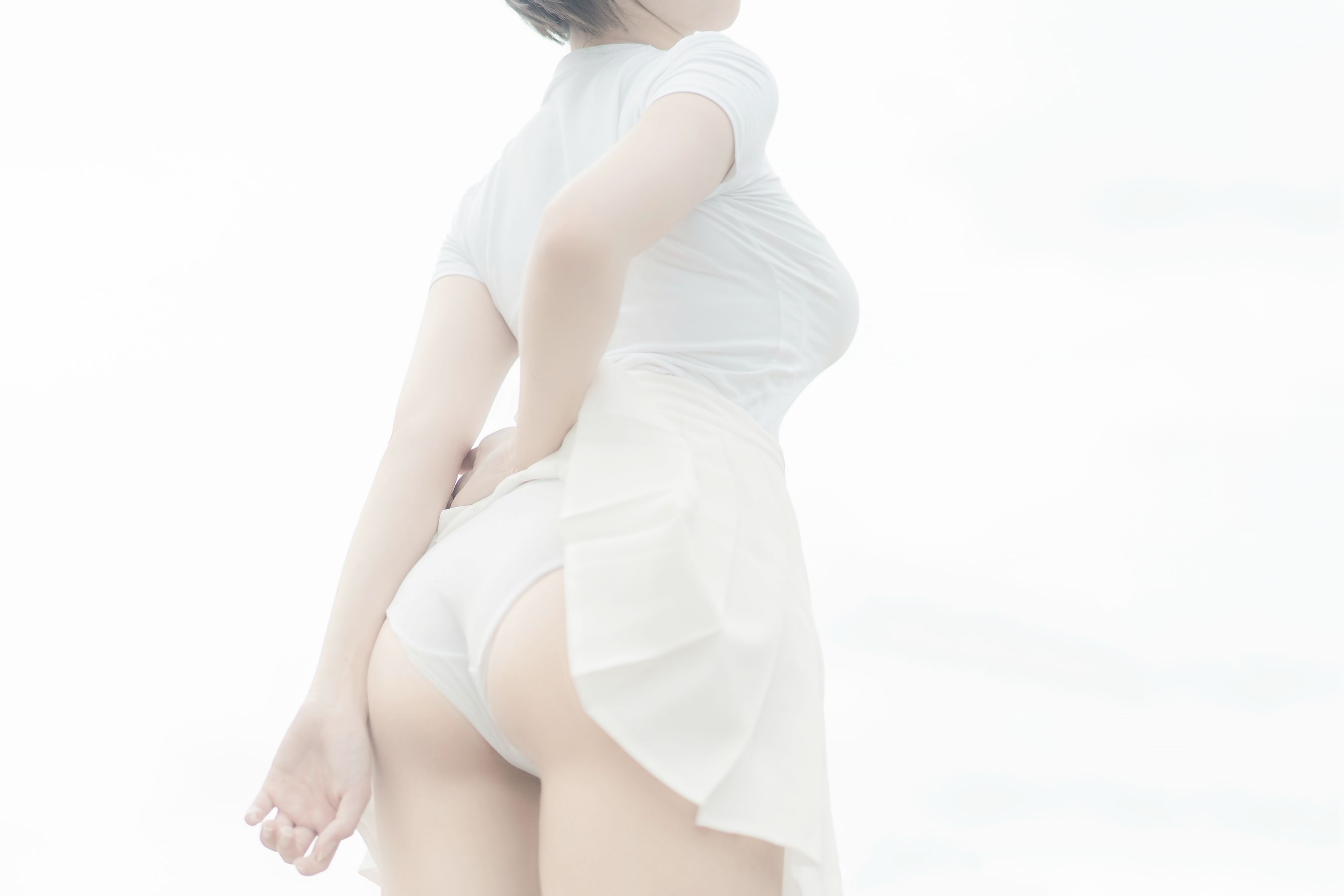 [网红COSER写真] 鬼马少女阿薰kaOri - 天台