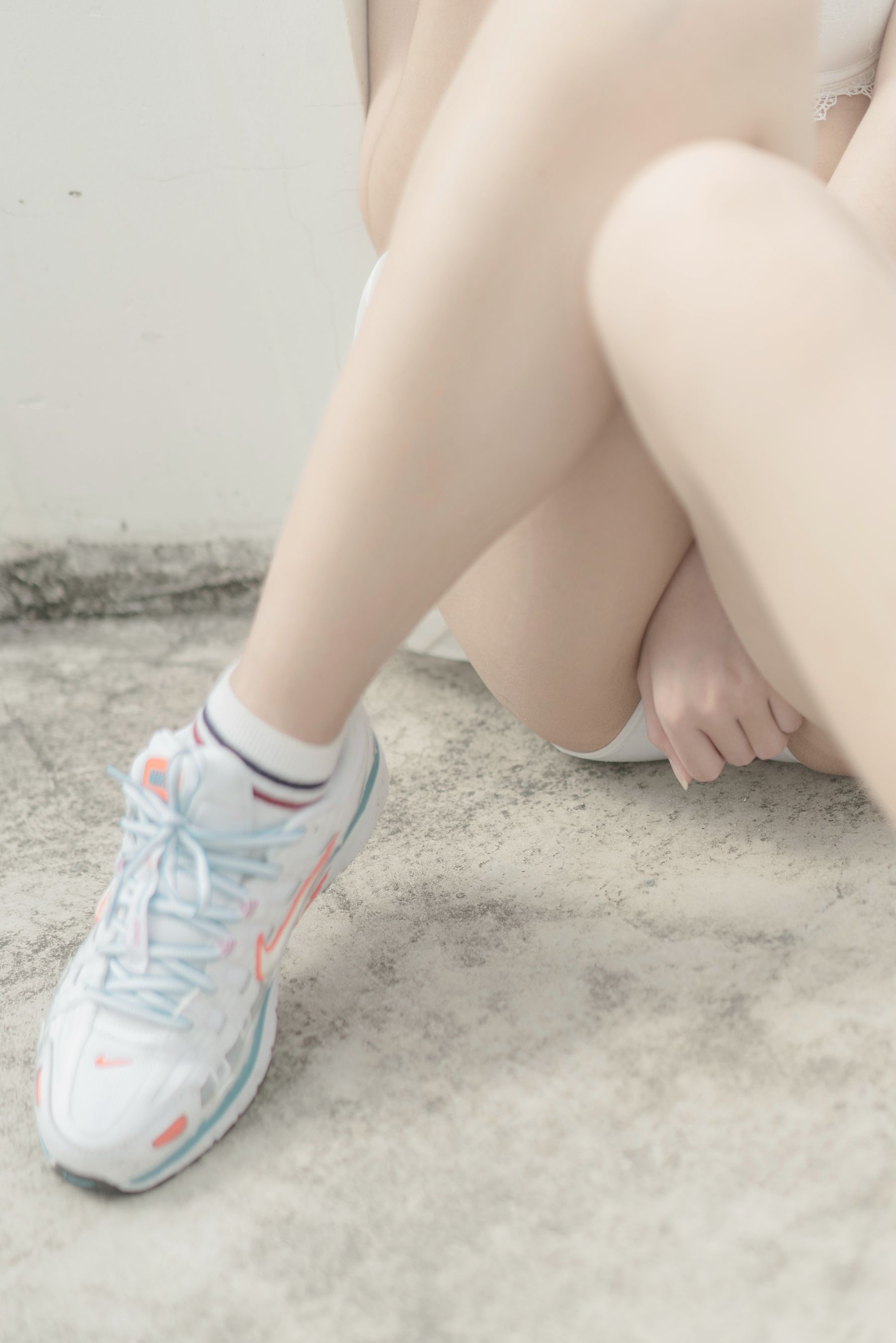 [网红COSER写真] 鬼马少女阿薰kaOri - 天台