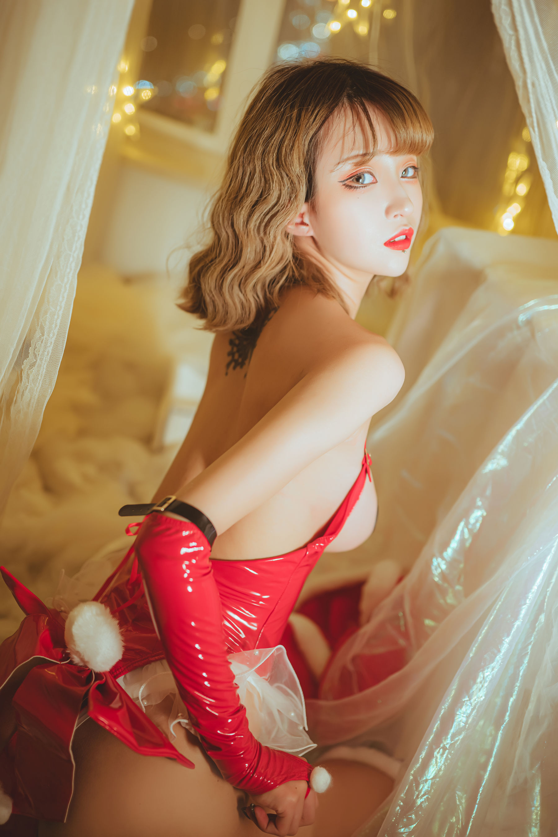 [网红COSER写真] 妹抖青写真 - 雪夜锦礼