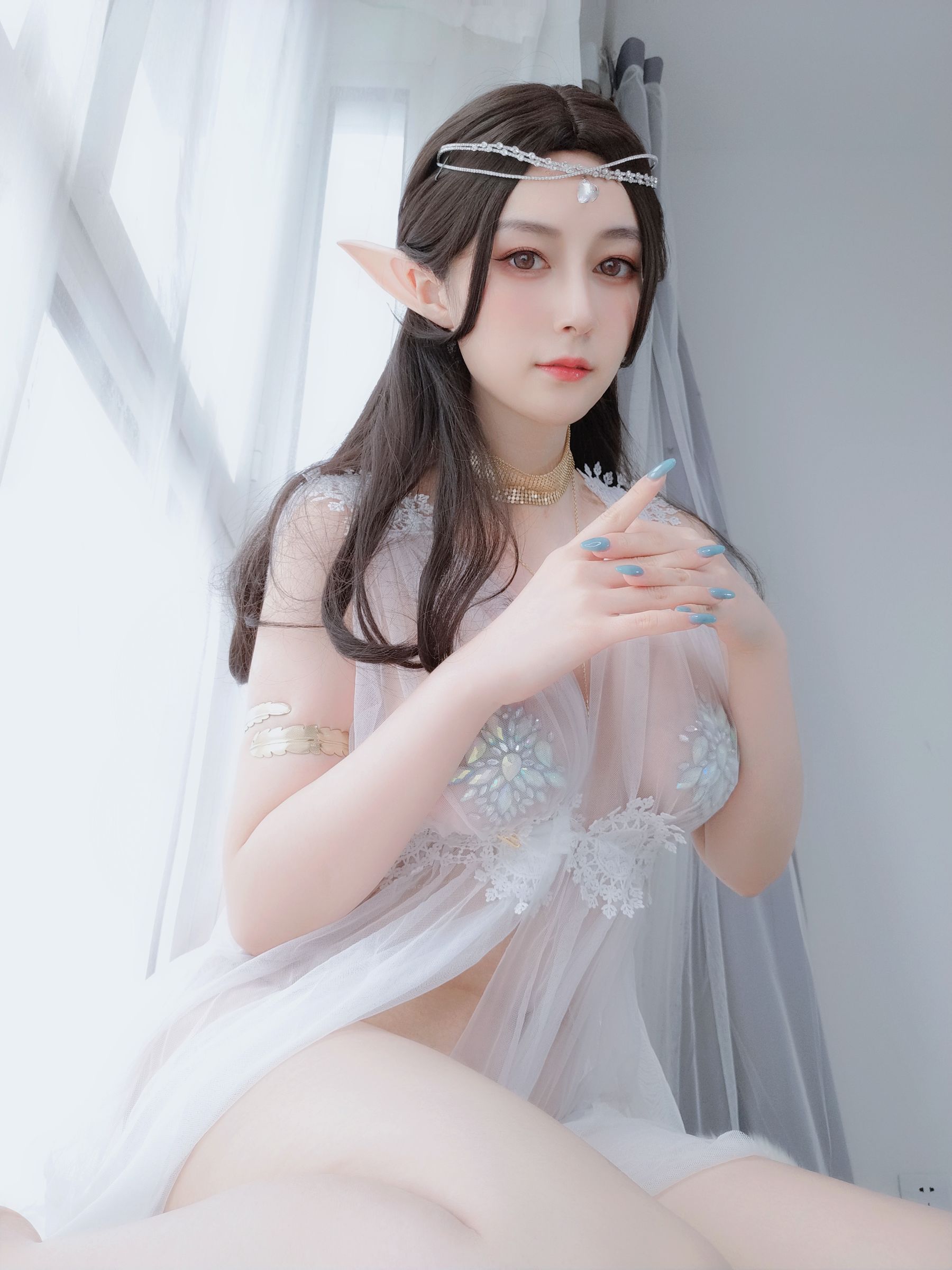 [网红COSER写真] Coser小姐姐白银 - 精灵宝石内衣