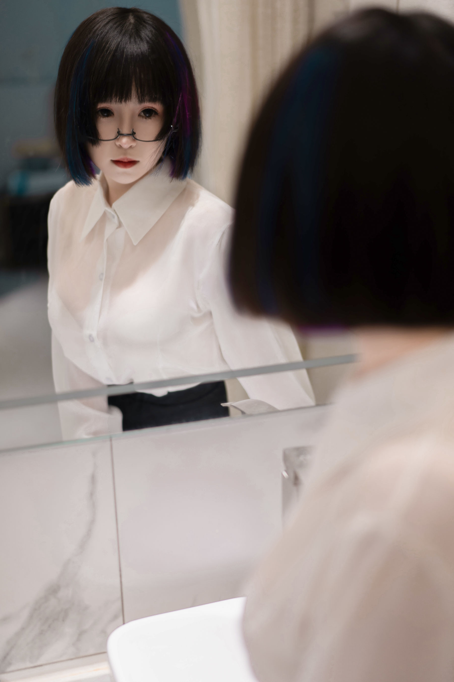 [网红COSER写真] 美少女晕崽 - 迷情小秘