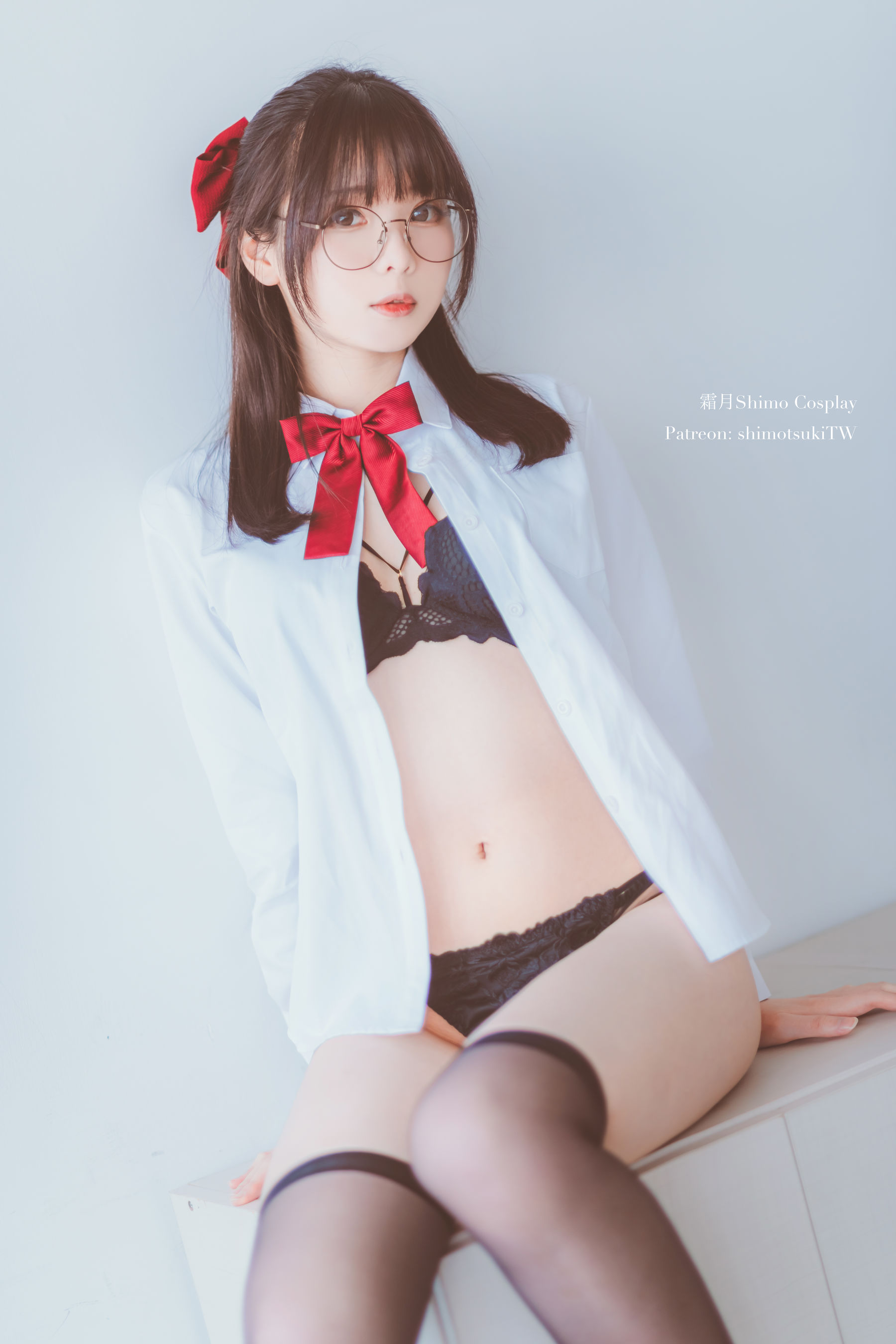 [网红COSER写真] 微博妹纸霜月shimo - JK校服的诱惑