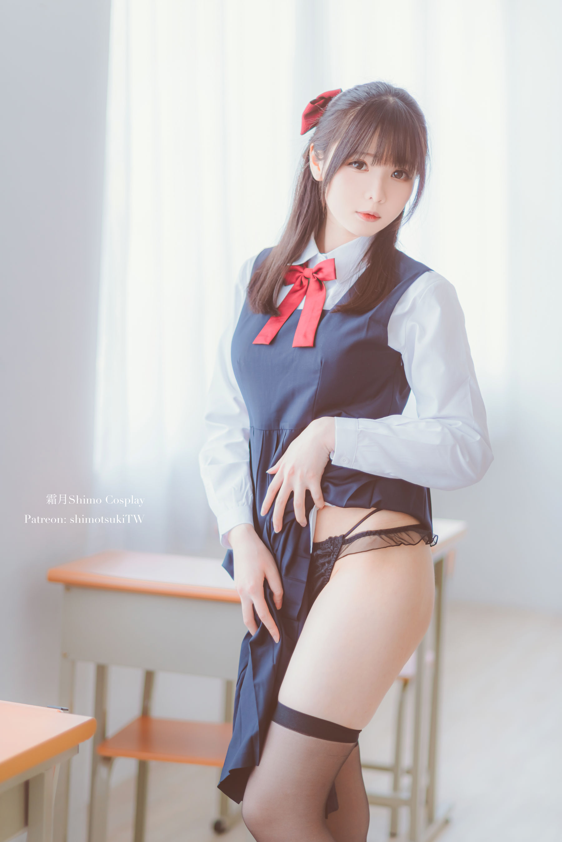 [网红COSER写真] 微博妹纸霜月shimo - JK校服的诱惑