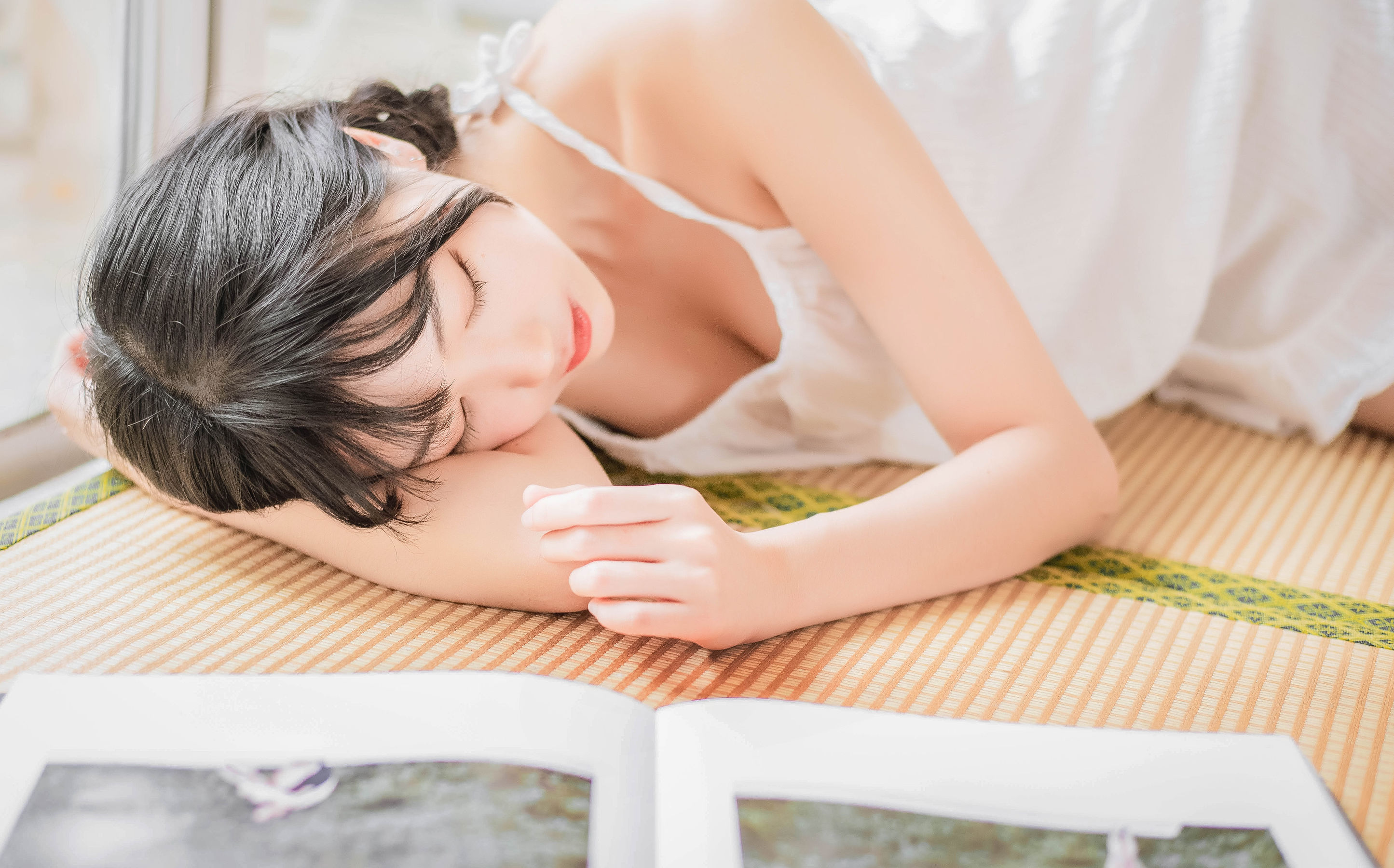 [网红COSER写真] 周叽是可爱兔兔 - 盛夏