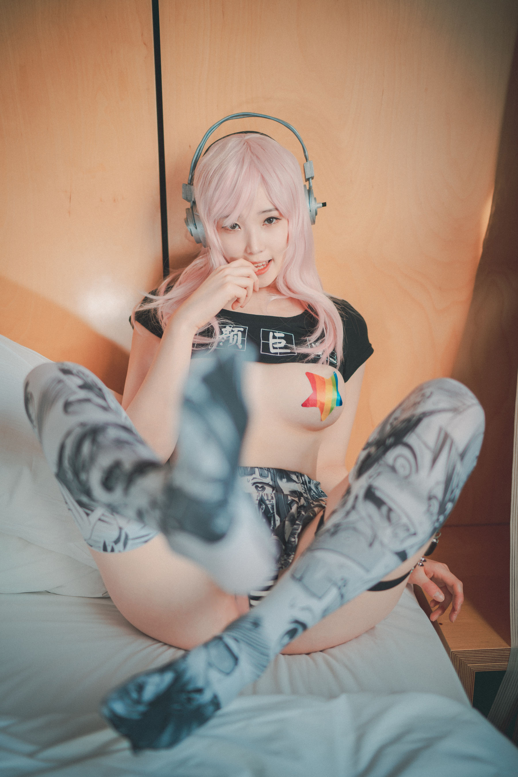 [DJAWA]  BamBi - Sonico w Micro-top 写真套图