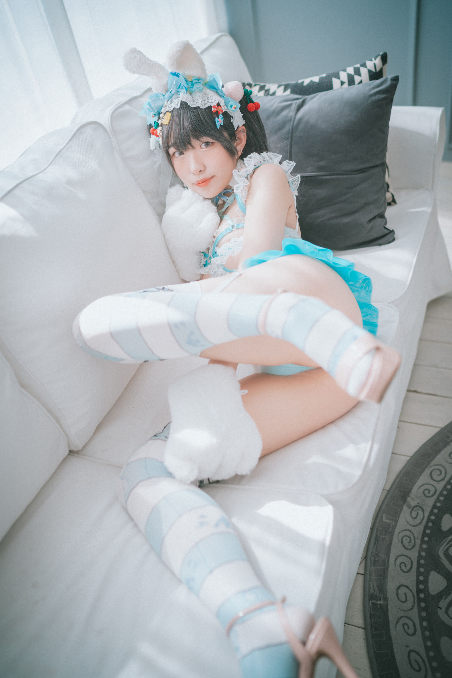 [DJAWA]  Sonson - Turquoise Bunny 写真套图
