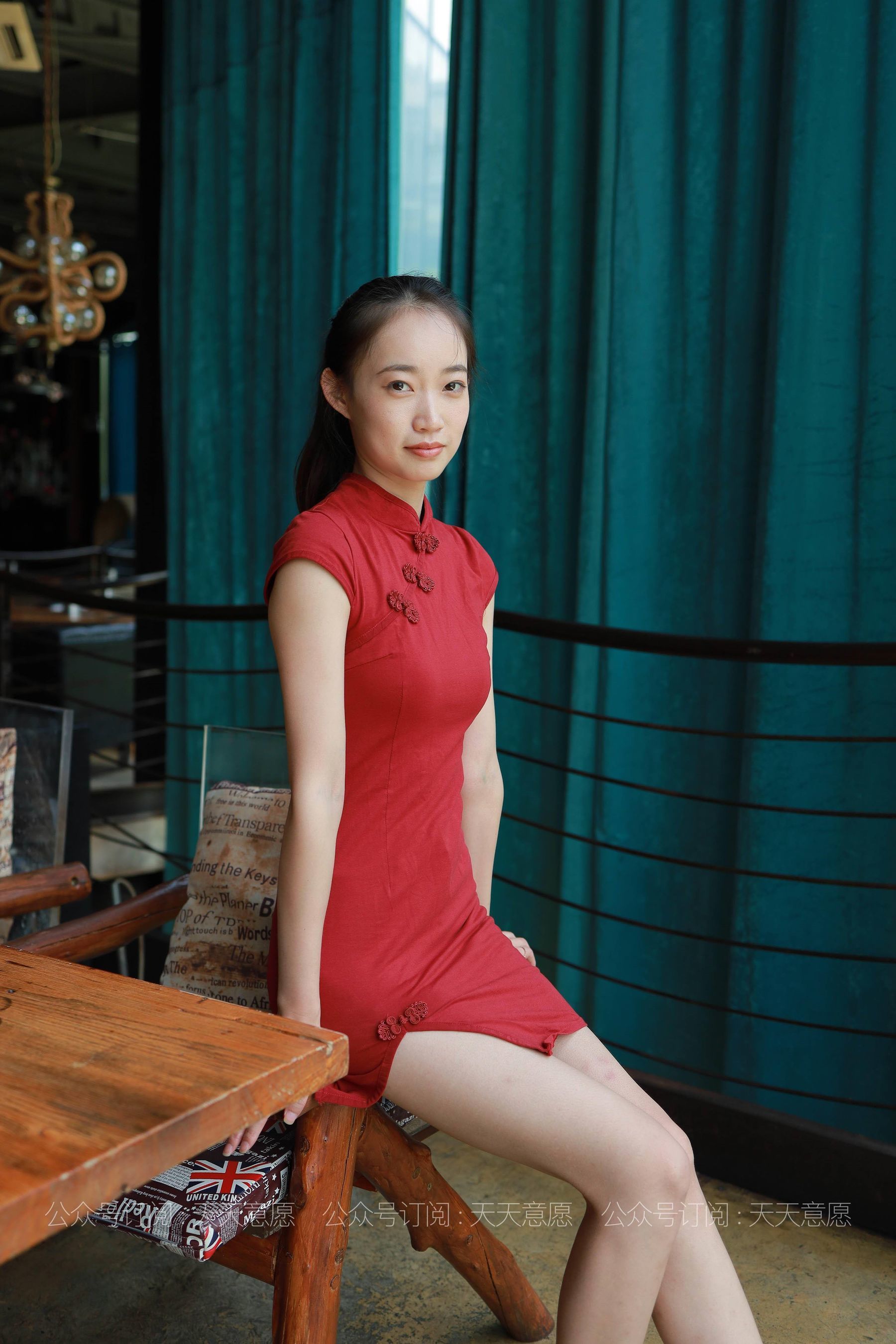[IESS异思趣向] 丝享家 828：小高《自古红颜多美腿》 丝袜美腿套图