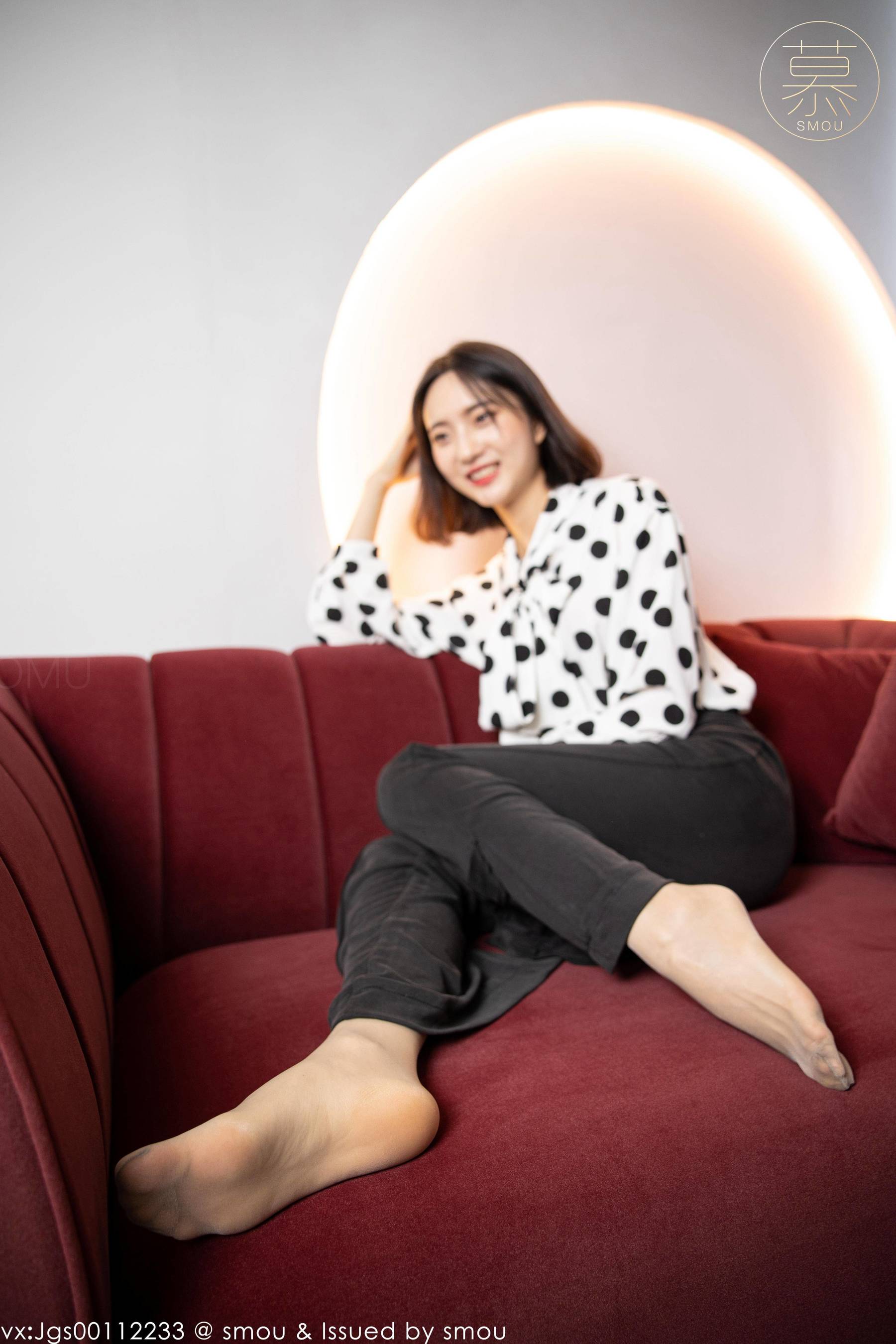 [丝慕SMOU] 熟系列 S008 佳佳 丝袜美腿套图
