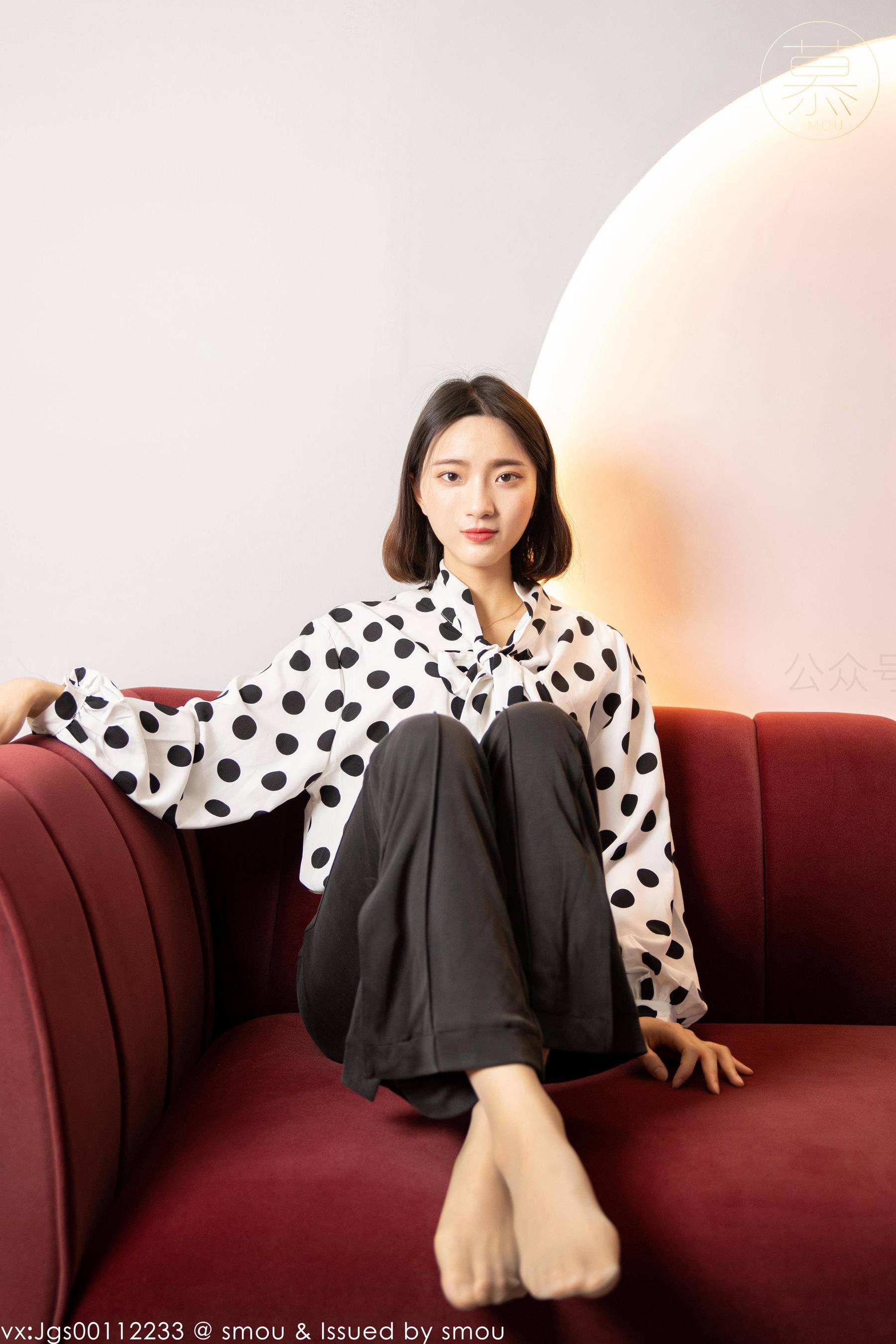 [丝慕SMOU] 熟系列 S008 佳佳 丝袜美腿套图