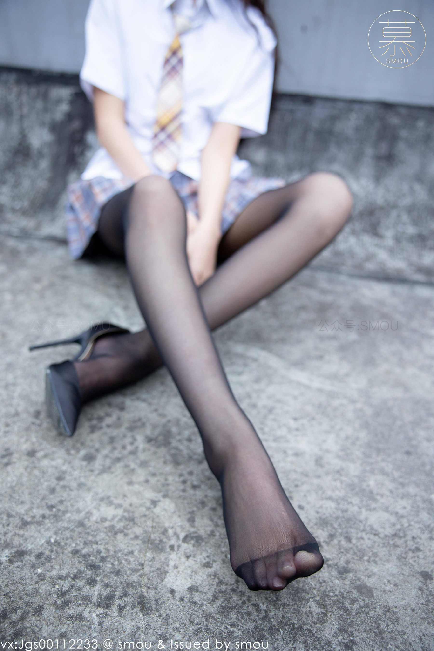 [丝慕SMOU] 蜜系列 M017 诗晴 丝袜美腿套图