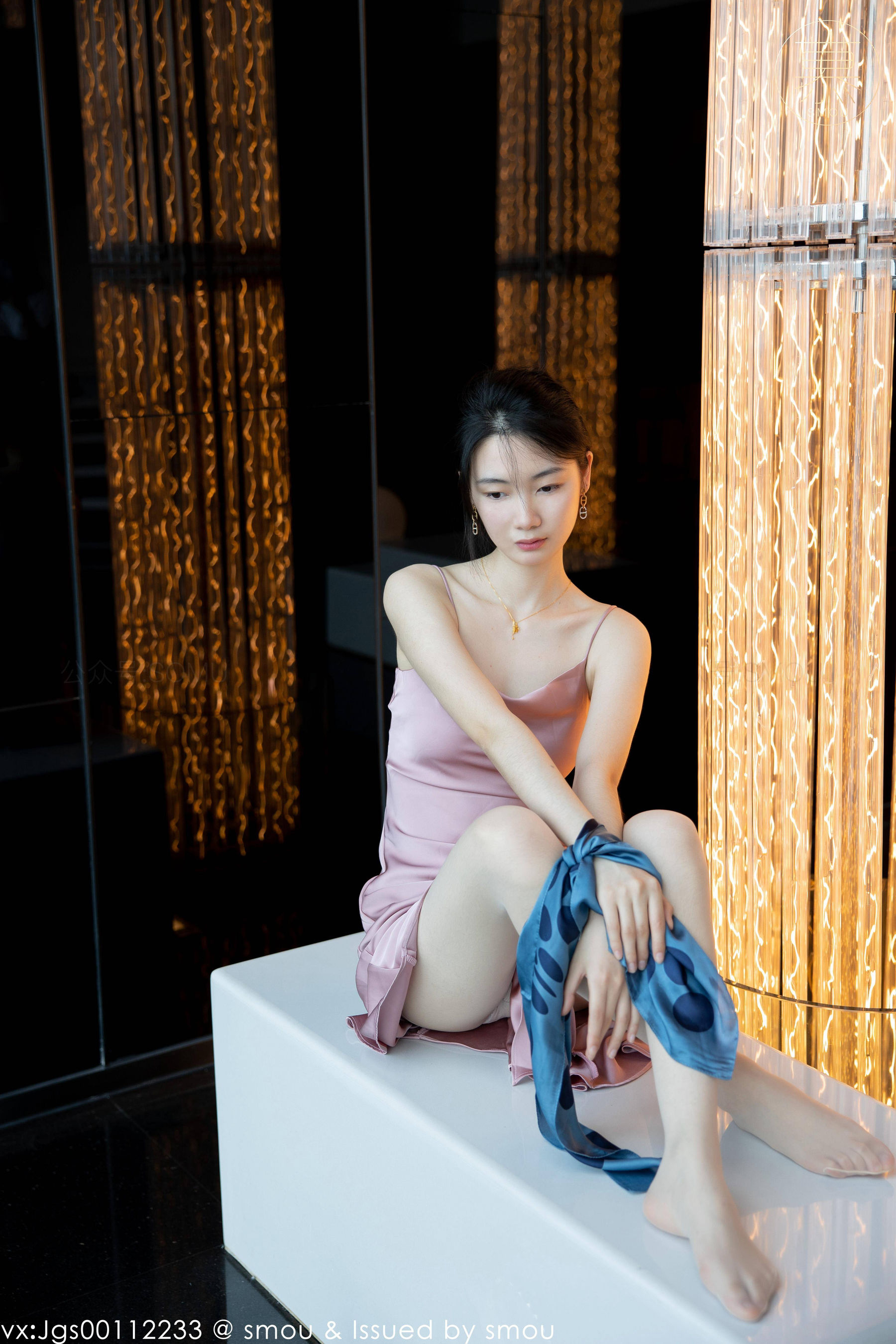 [丝慕SMOU] 蜜系列 M018 可儿 丝袜美腿套图