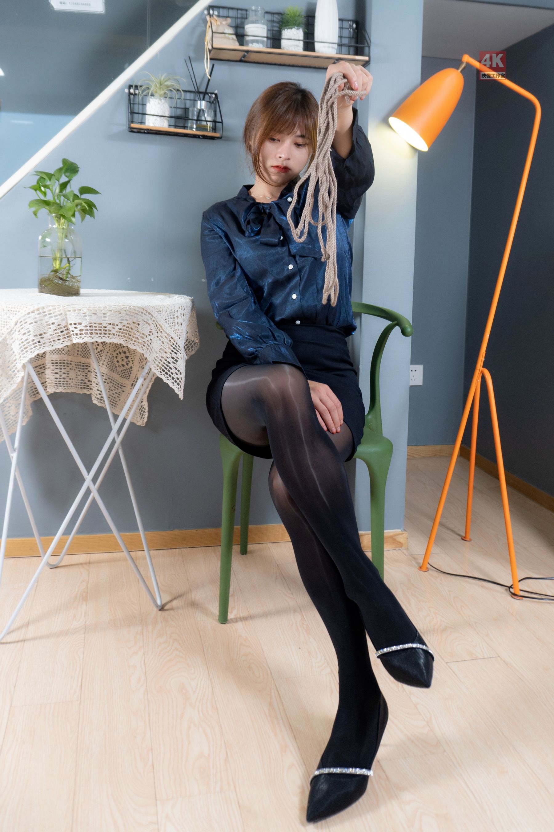 [丽柜Ligui] 网络丽人 Model 奈沐子 《黑秘书 ro 白秘书》