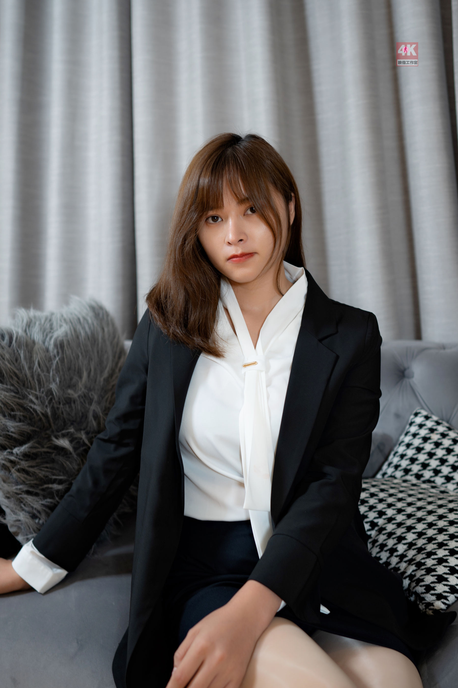 [丽柜Ligui] 网络丽人 Model 奈沐子 《复古的两套日式OL》