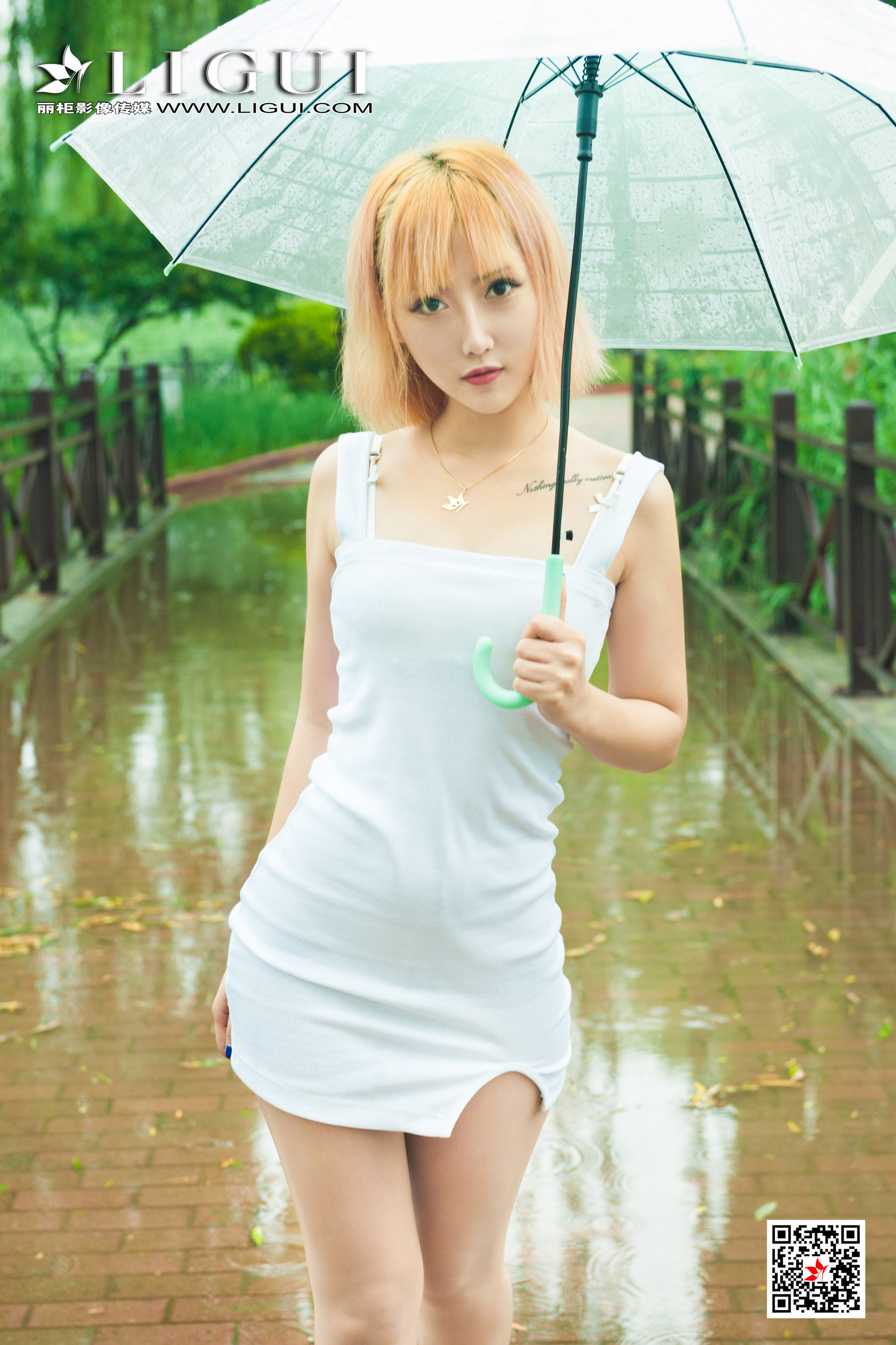 [丽柜Ligui] 网络丽人 Model 小爽 《雨中漫步》