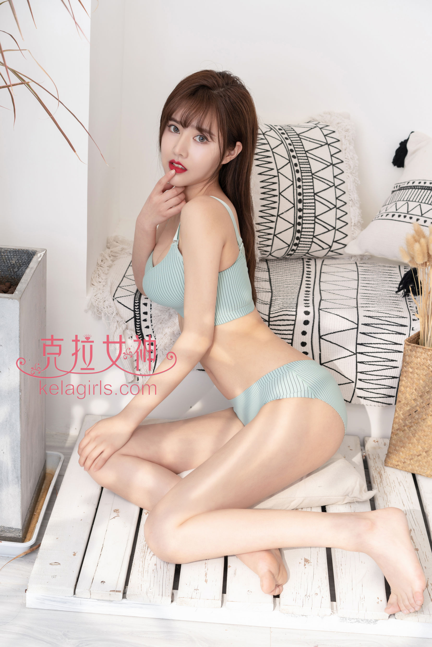 [克拉女神Kelagirls]  洛可 - 酥胸半掩