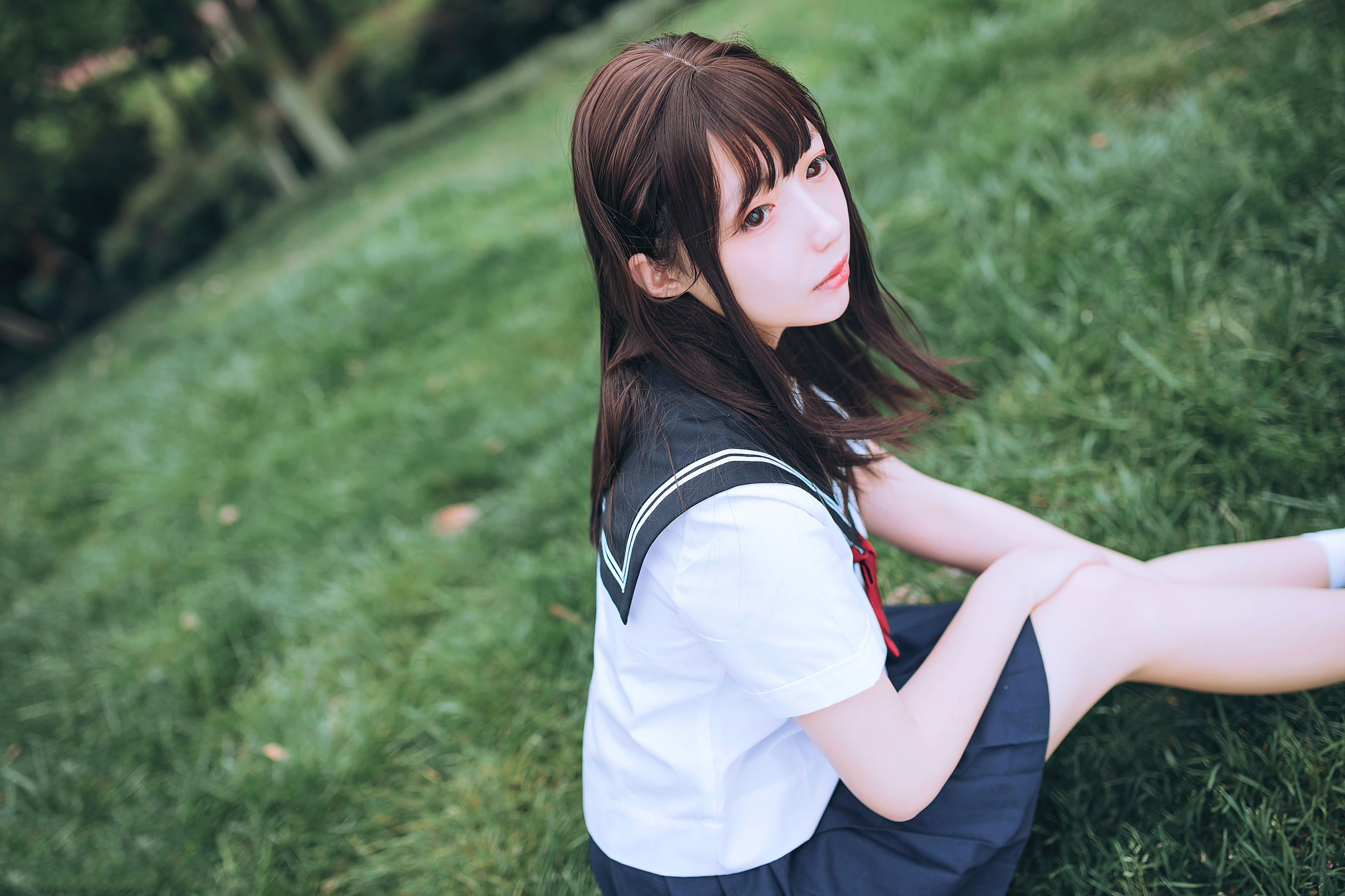 [喵糖映画] VOL.446 你的负卿 绿意JK 写真套图