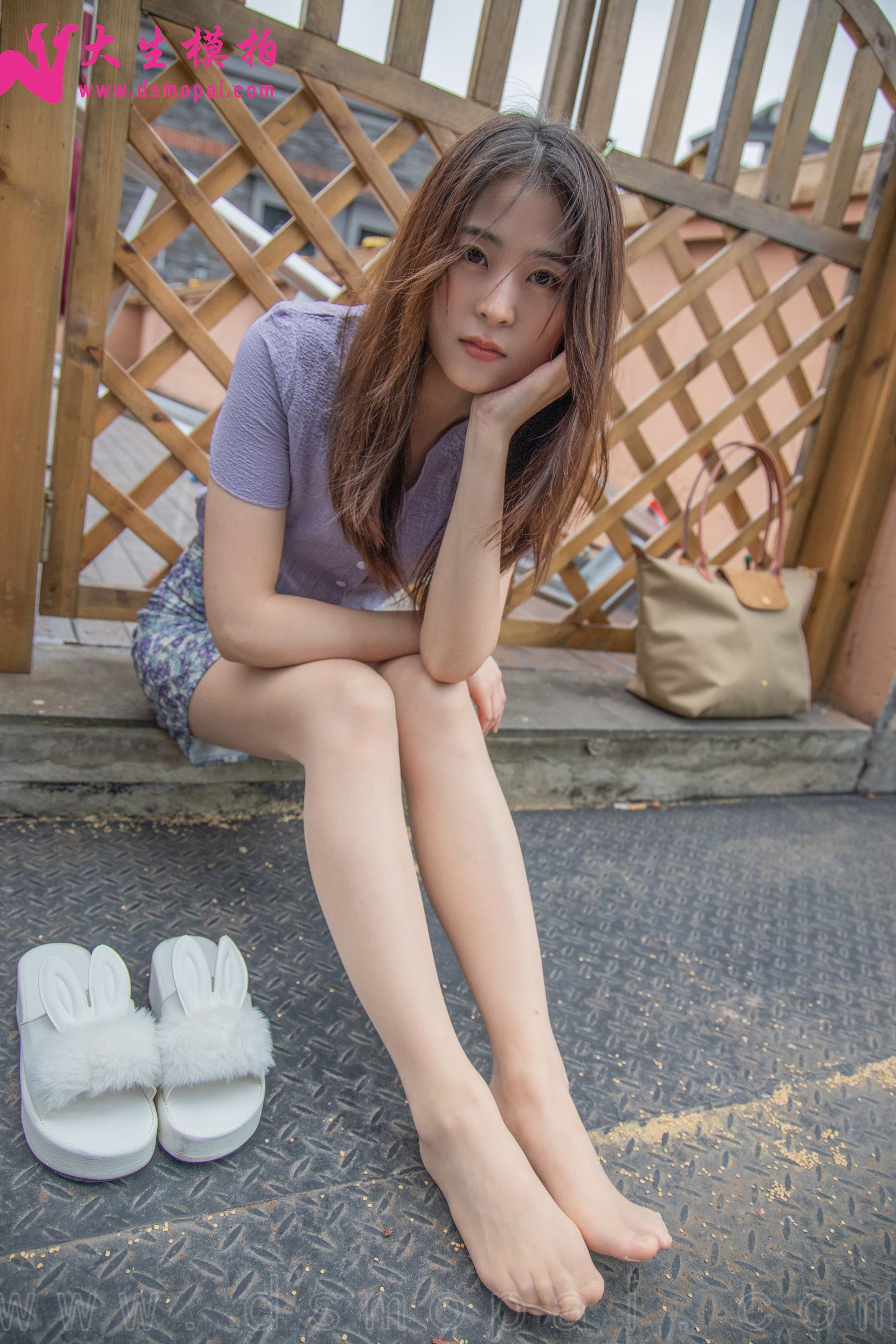 [大生模拍] NO.232 佳宜 碎花短裙 写真套图