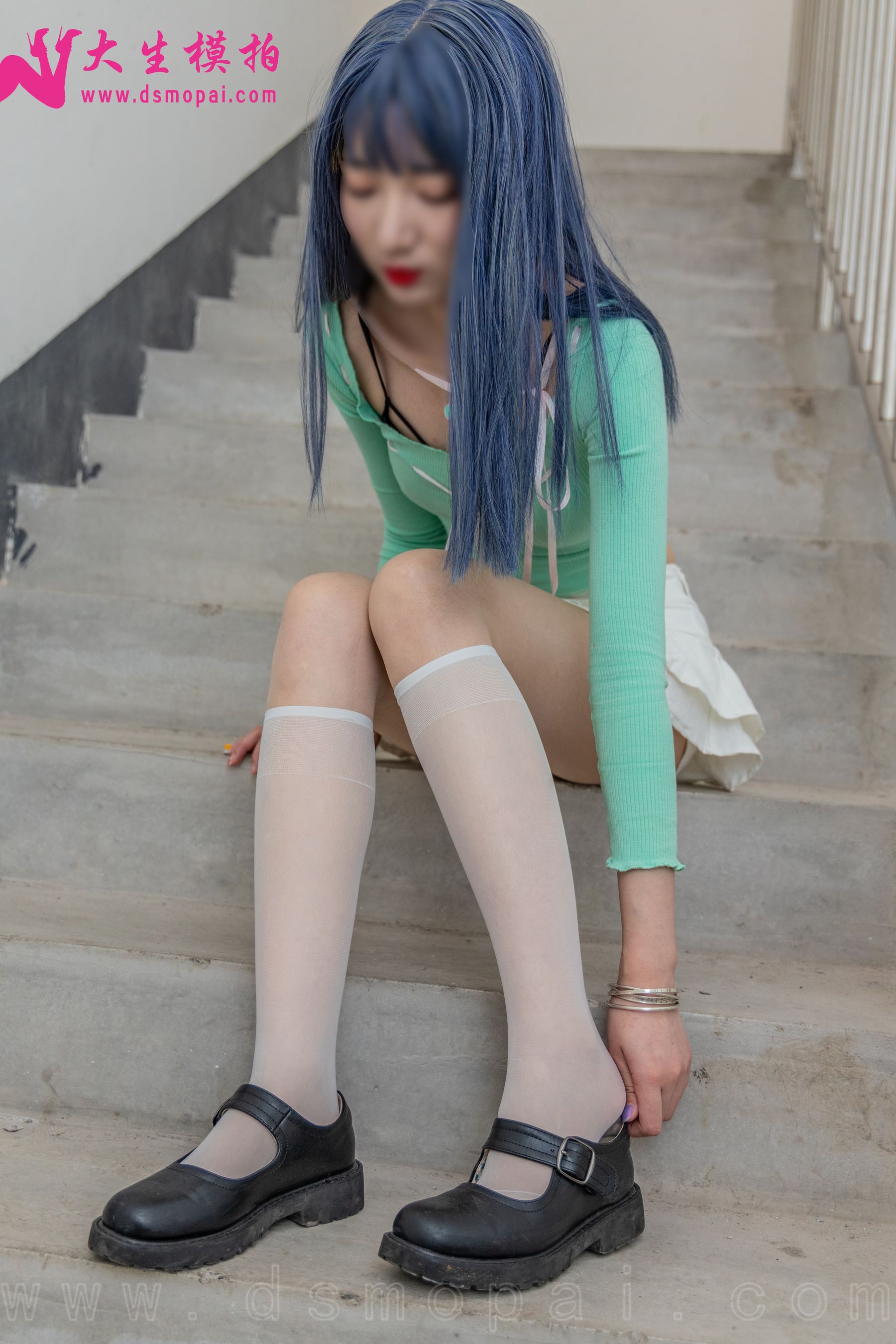 [大生模拍] NO.234 利利 楼道美丝 写真套图