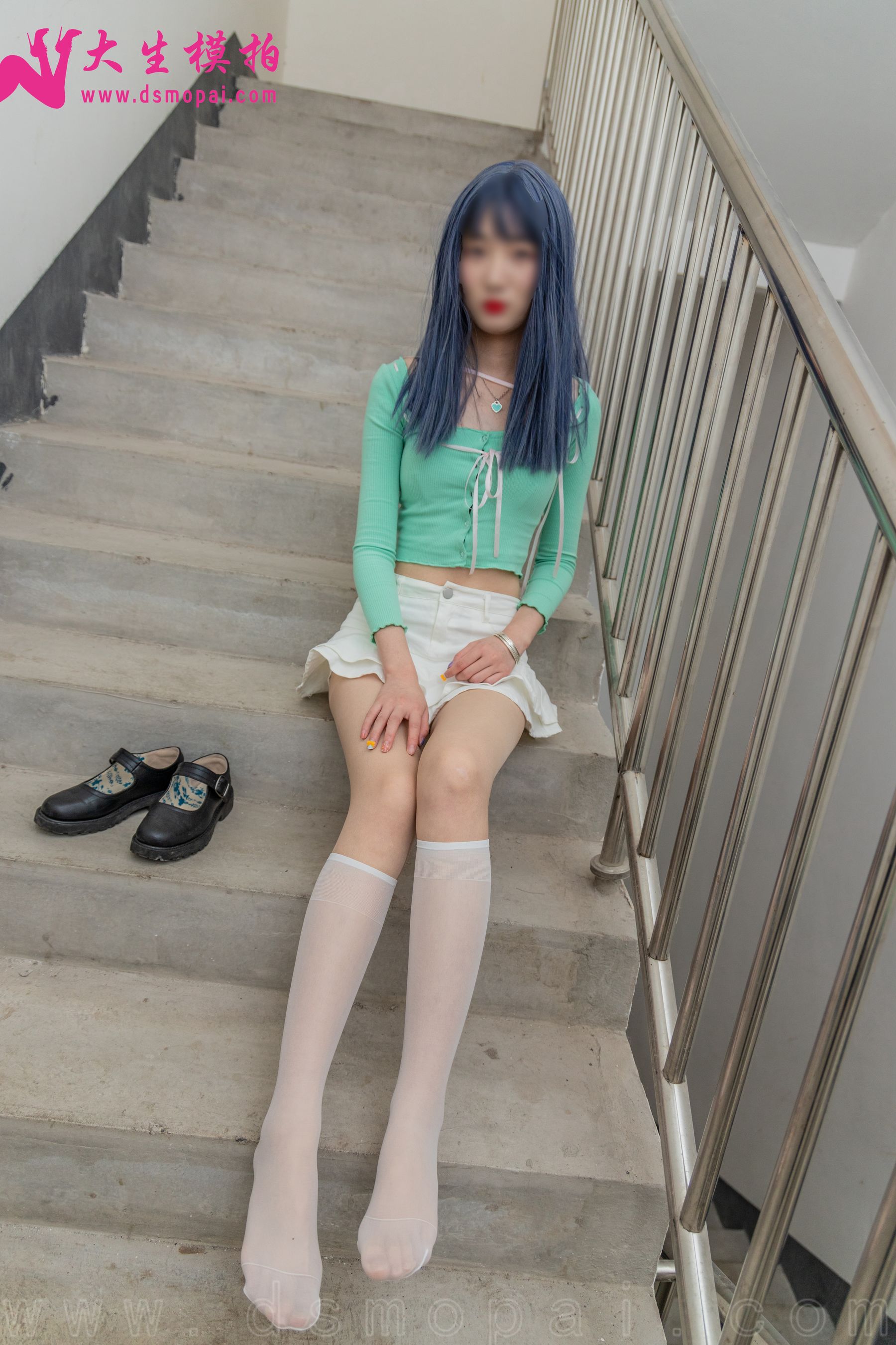 [大生模拍] NO.234 利利 楼道美丝 写真套图