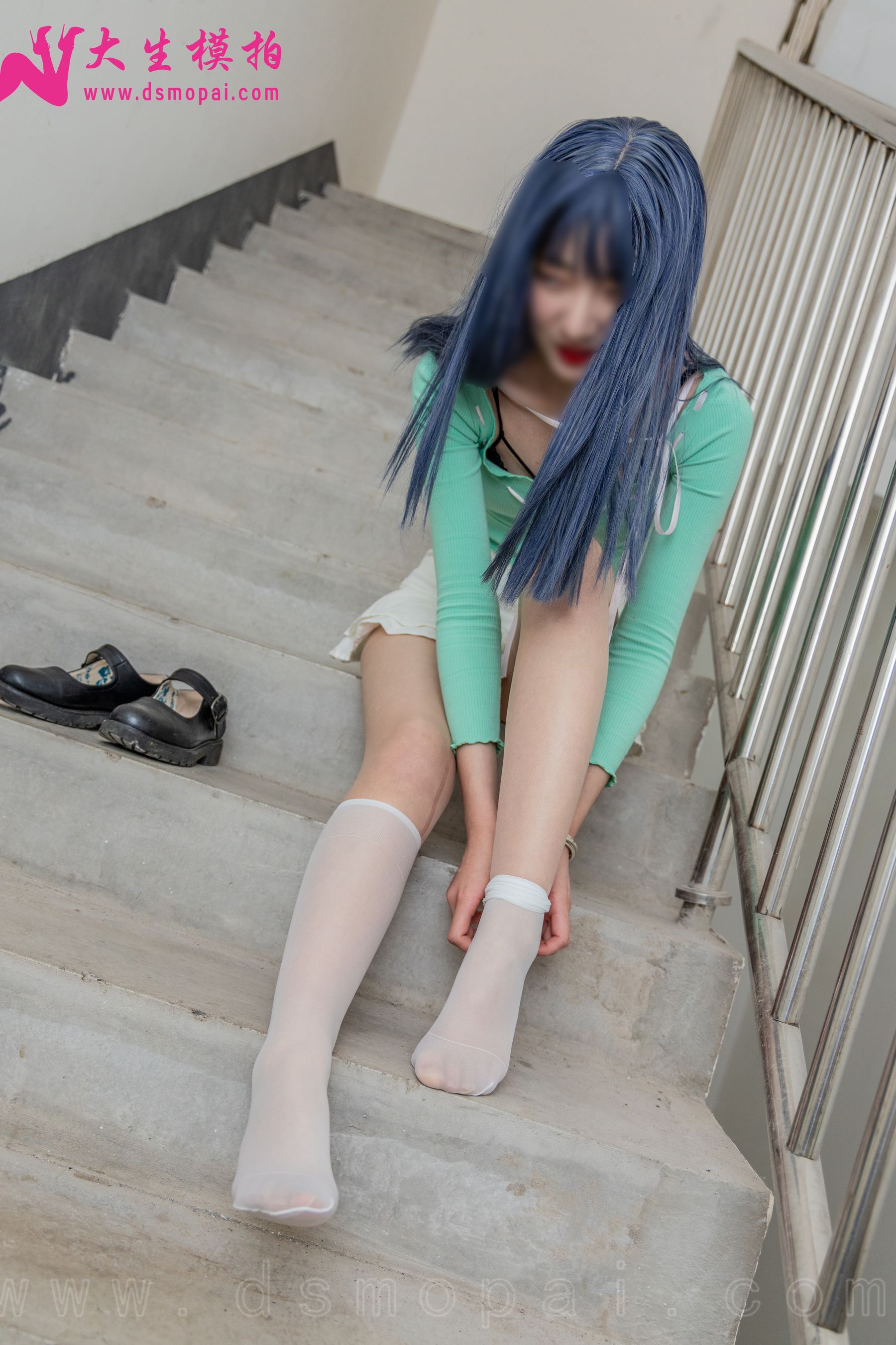 [大生模拍] NO.234 利利 楼道美丝 写真套图